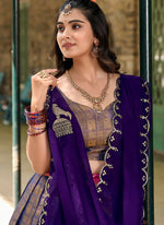 Thumbnail for Lorenvalley Blue Kanjivaram Silk Zari Weaving Lehenga Choli with Dupatta - Distacart