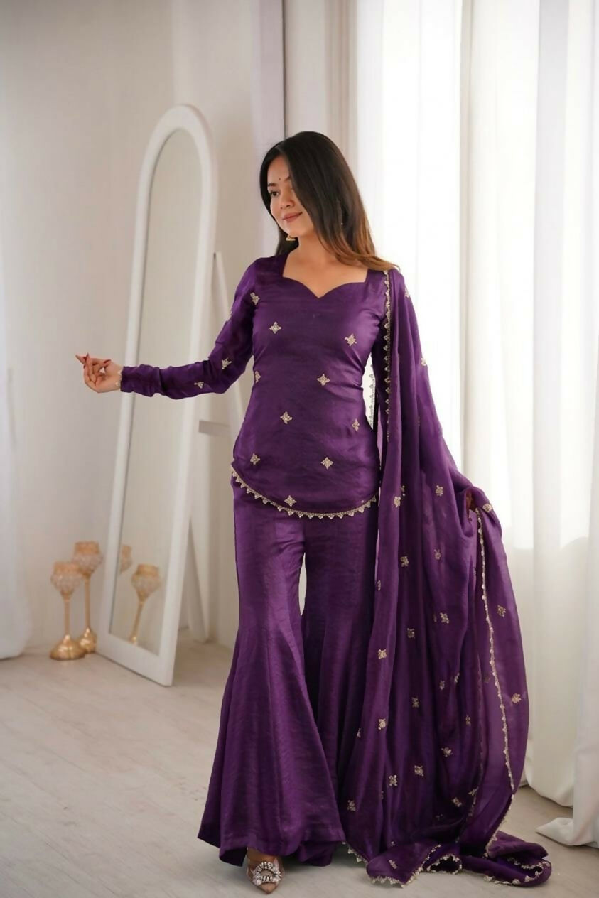 Teeya Creation New Womens Trendy Embroidery Sequence Work Kurta Set - Dista
