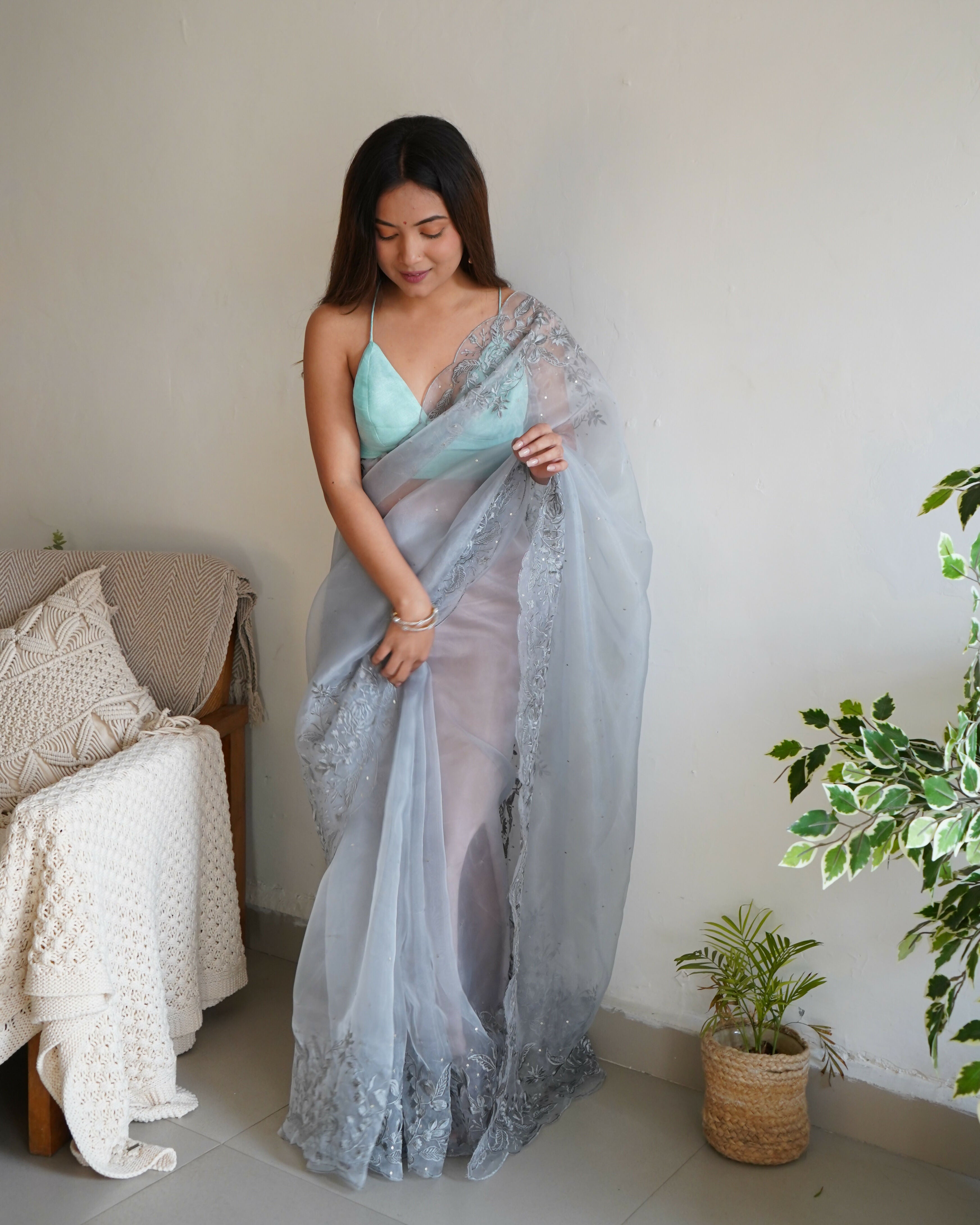 ANUSHKA-GREY