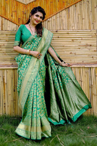 Thumbnail for Partywear Designer Green Banarasi Silk Fancy Saree - Starwalk - Distacart