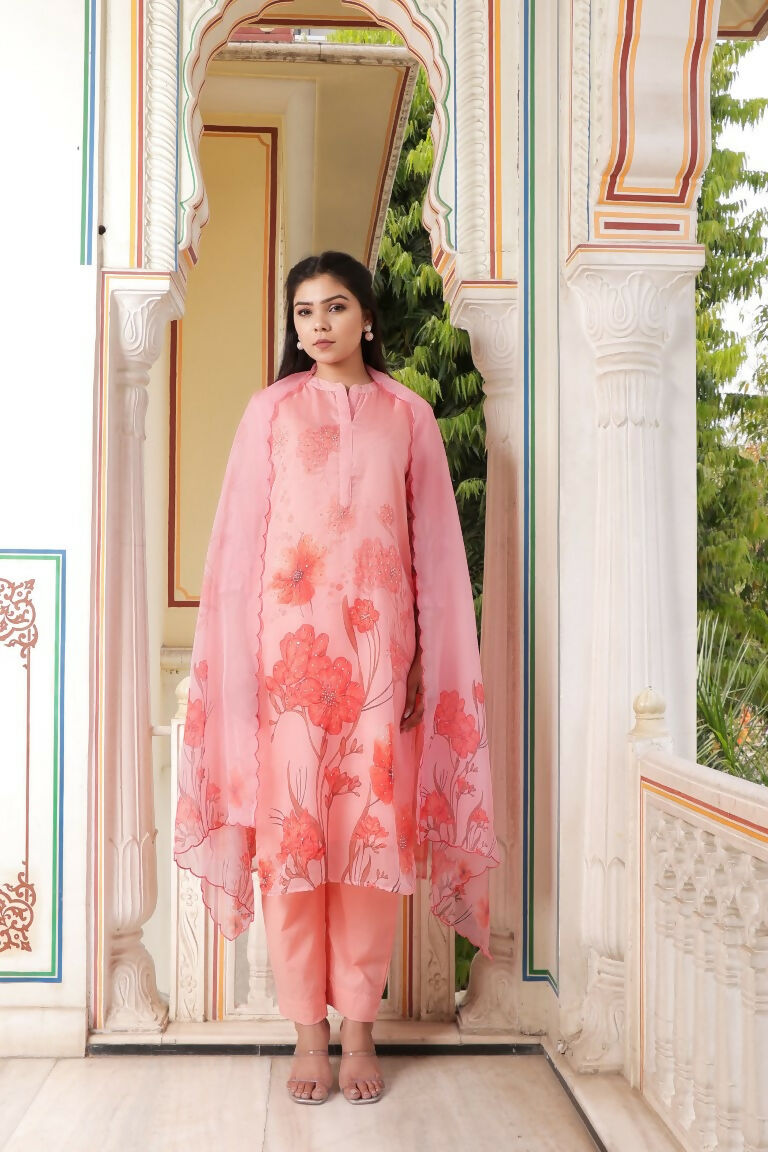 Vaasva Women Pink Tabby Slik Print & Embroidered Kurta, Pant & Dupatta set - Distacart