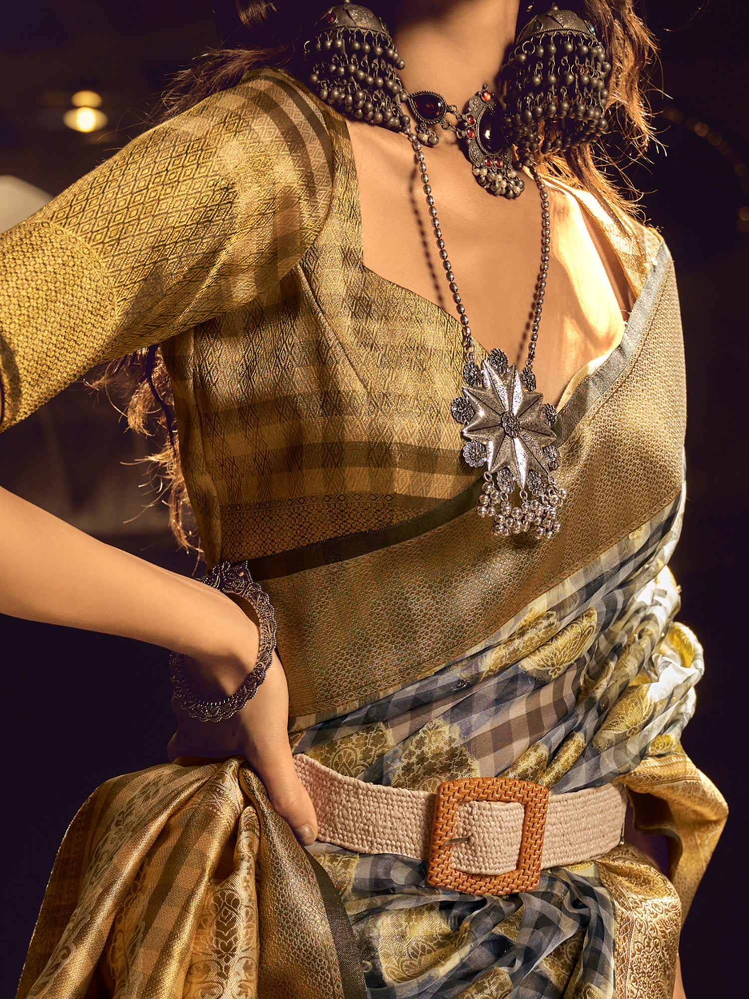 NOZ2TOZ Women's Organza Black Woven Design Designer Saree With Blouse Piece - Distacart