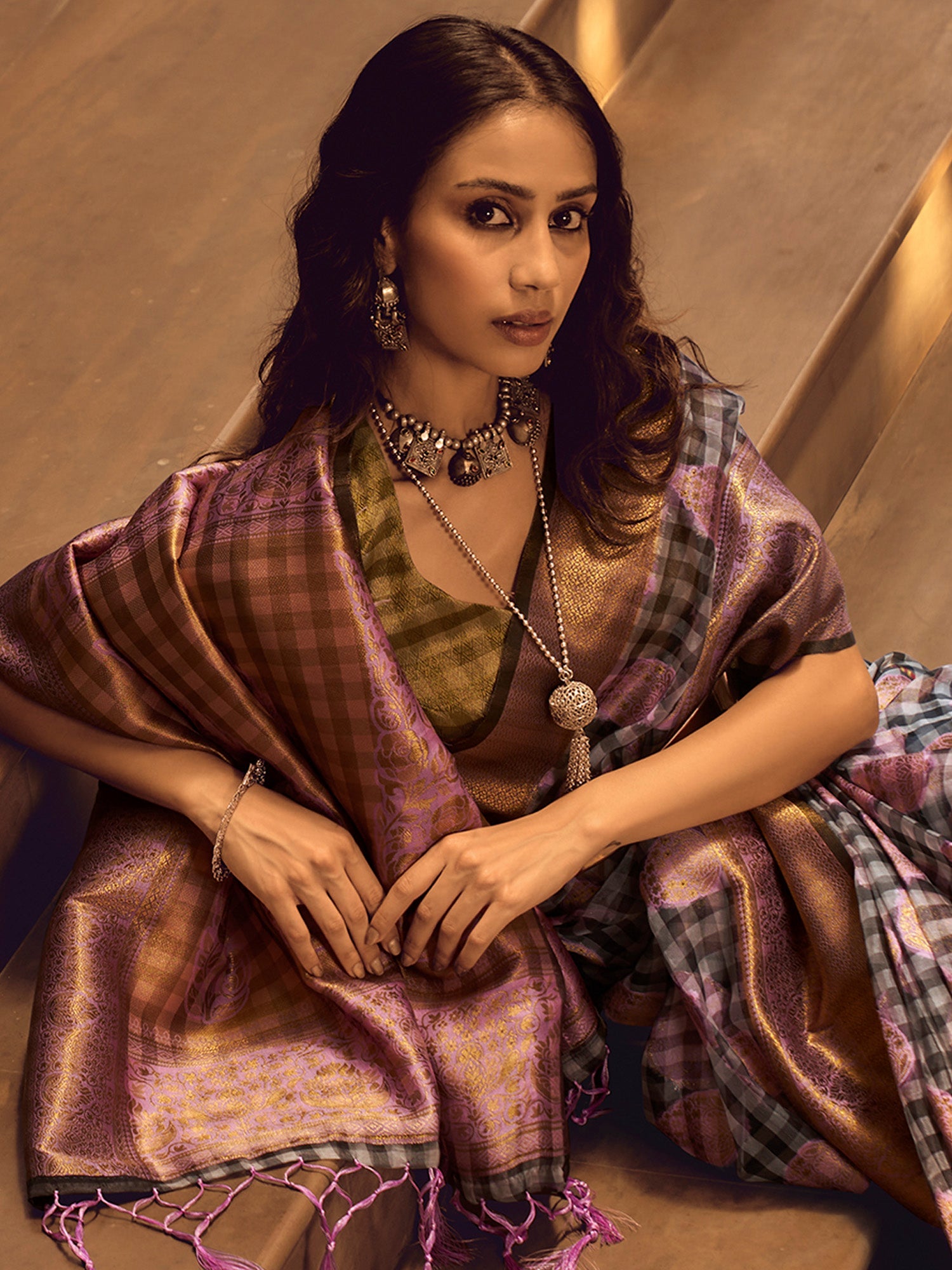 NOZ2TOZ Women's Organza Grey Woven Design Designer Saree With Blouse Piece - Distacart