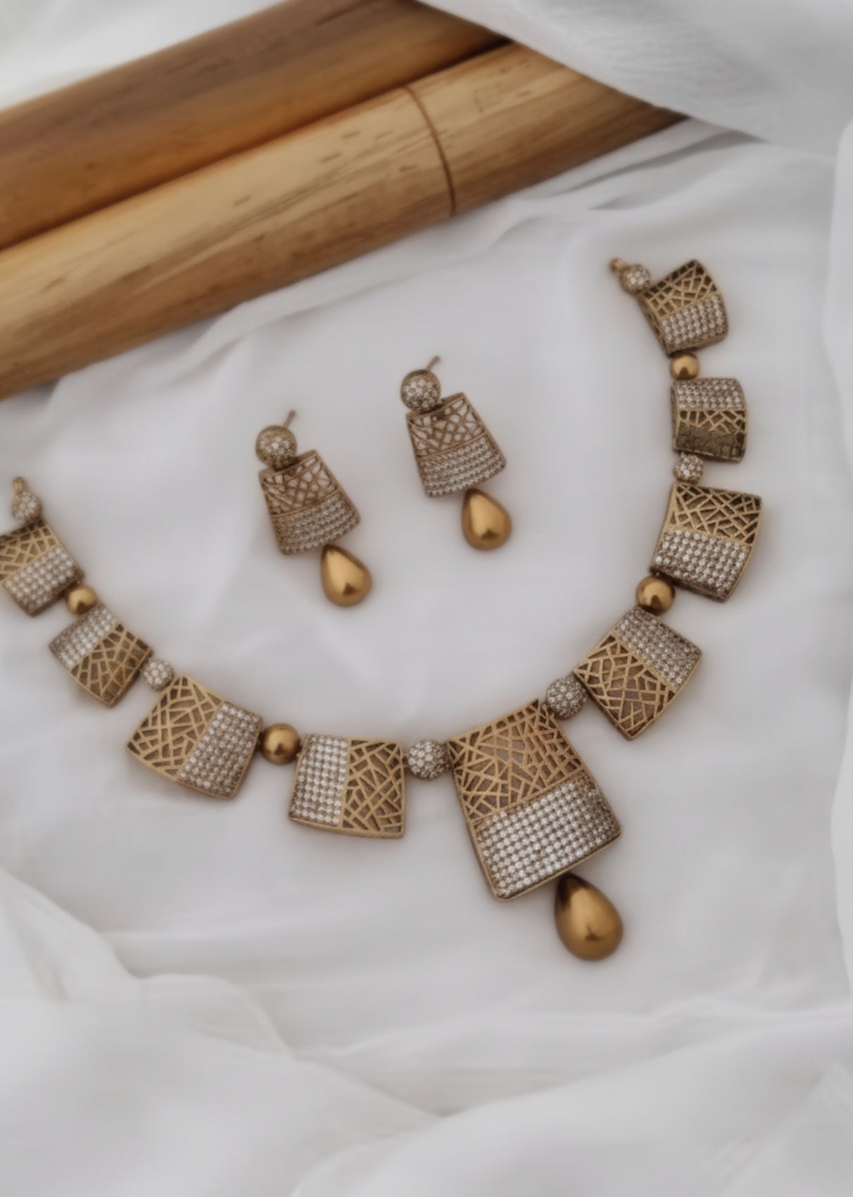 Jewel City Stunning Traditional Gold-Plated Choker Necklace Set - Distacart