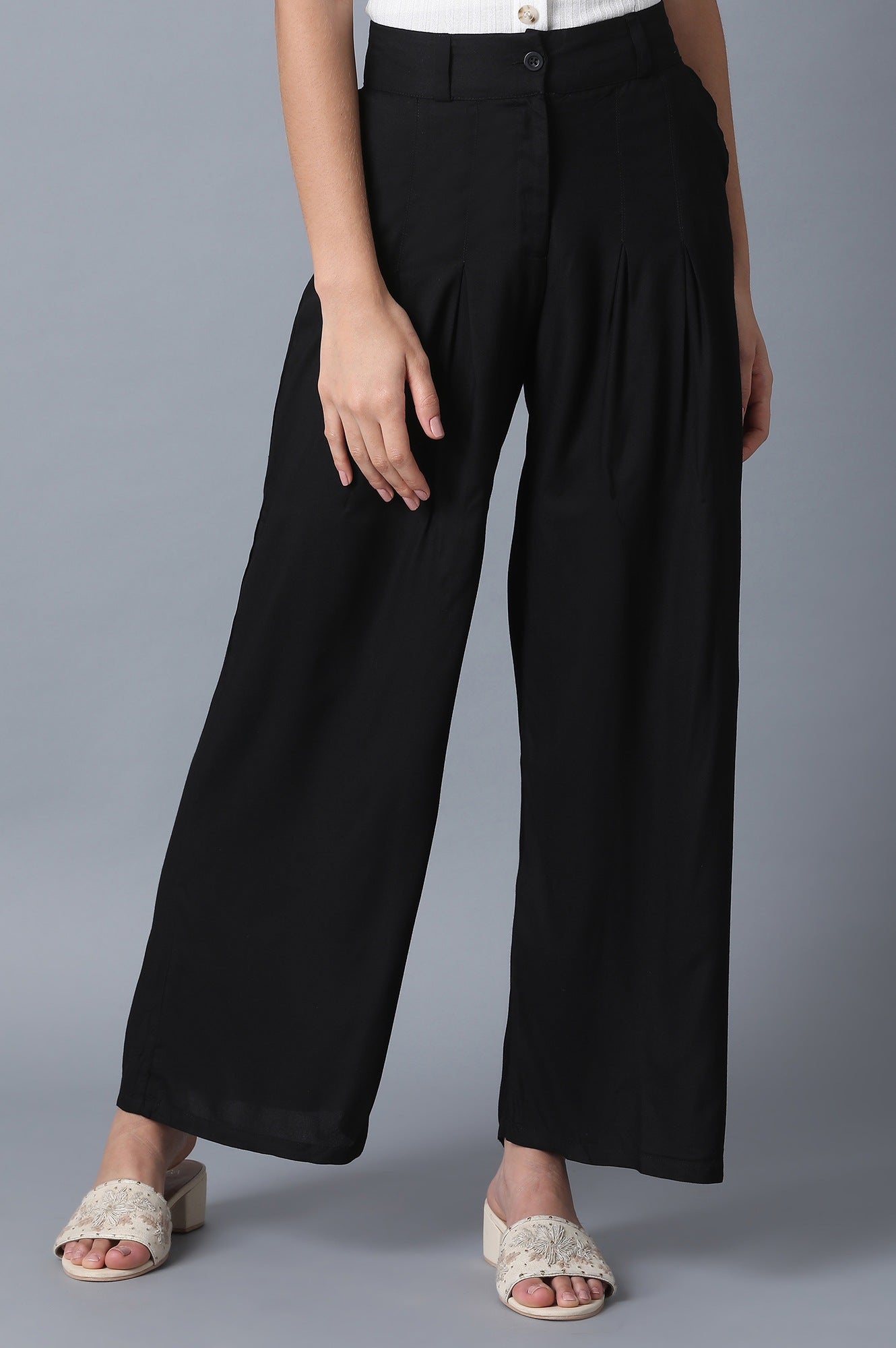 https://cdn.shopify.com/s/files/1/0722/3148/5636/files/CR260381-11249_1.jpg?v=1772277765