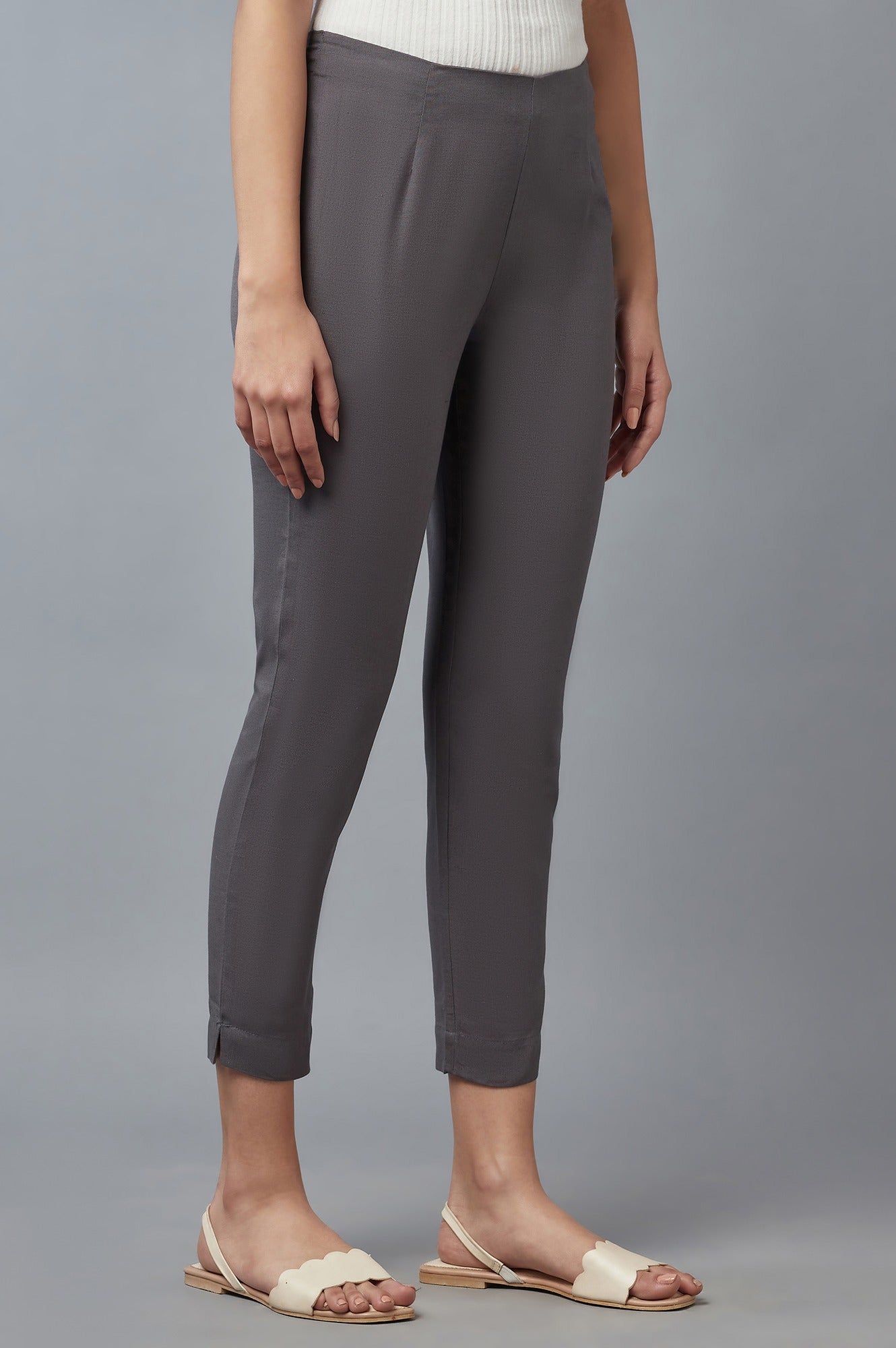 https://cdn.shopify.com/s/files/1/0722/3148/5636/files/CR60151-68938_4_587dcd1b-7c6a-4e4a-9c54-b39deeb76cdd.jpg?v=1760497310