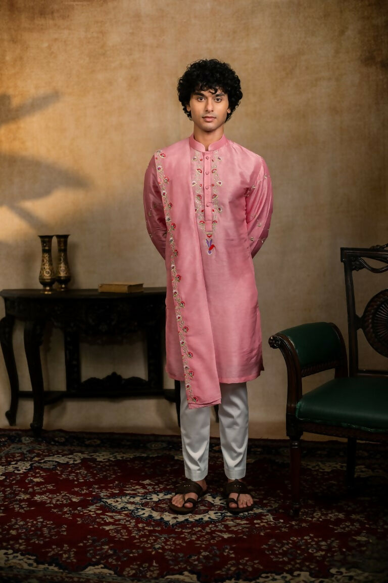 Falling Raw Silk Pink Gulab Pakshi Kurta Set By Hilo Design