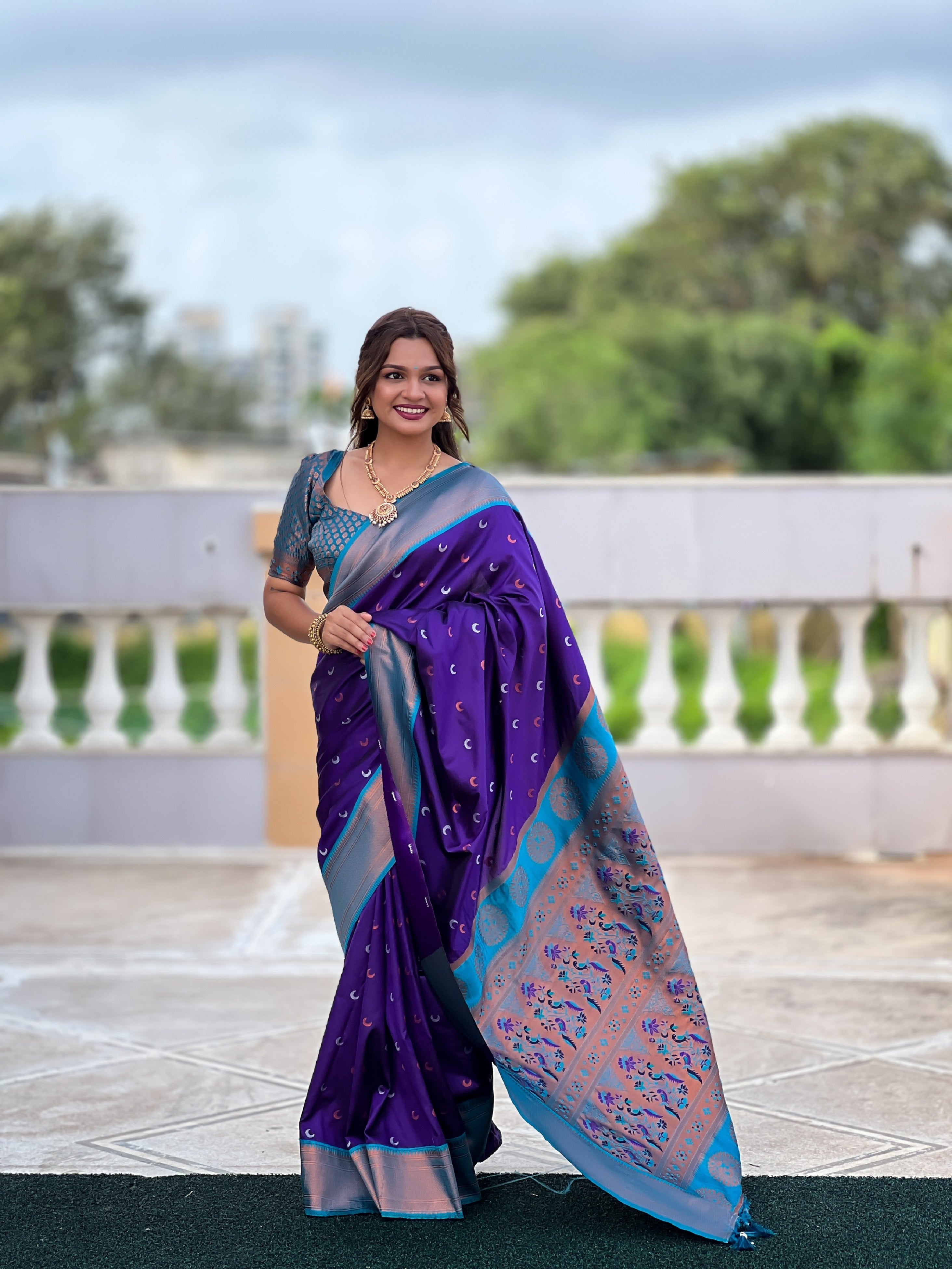Vedant Vastram Soft Litchi Silk Paithani Jacquard Saree - Violet - Dista