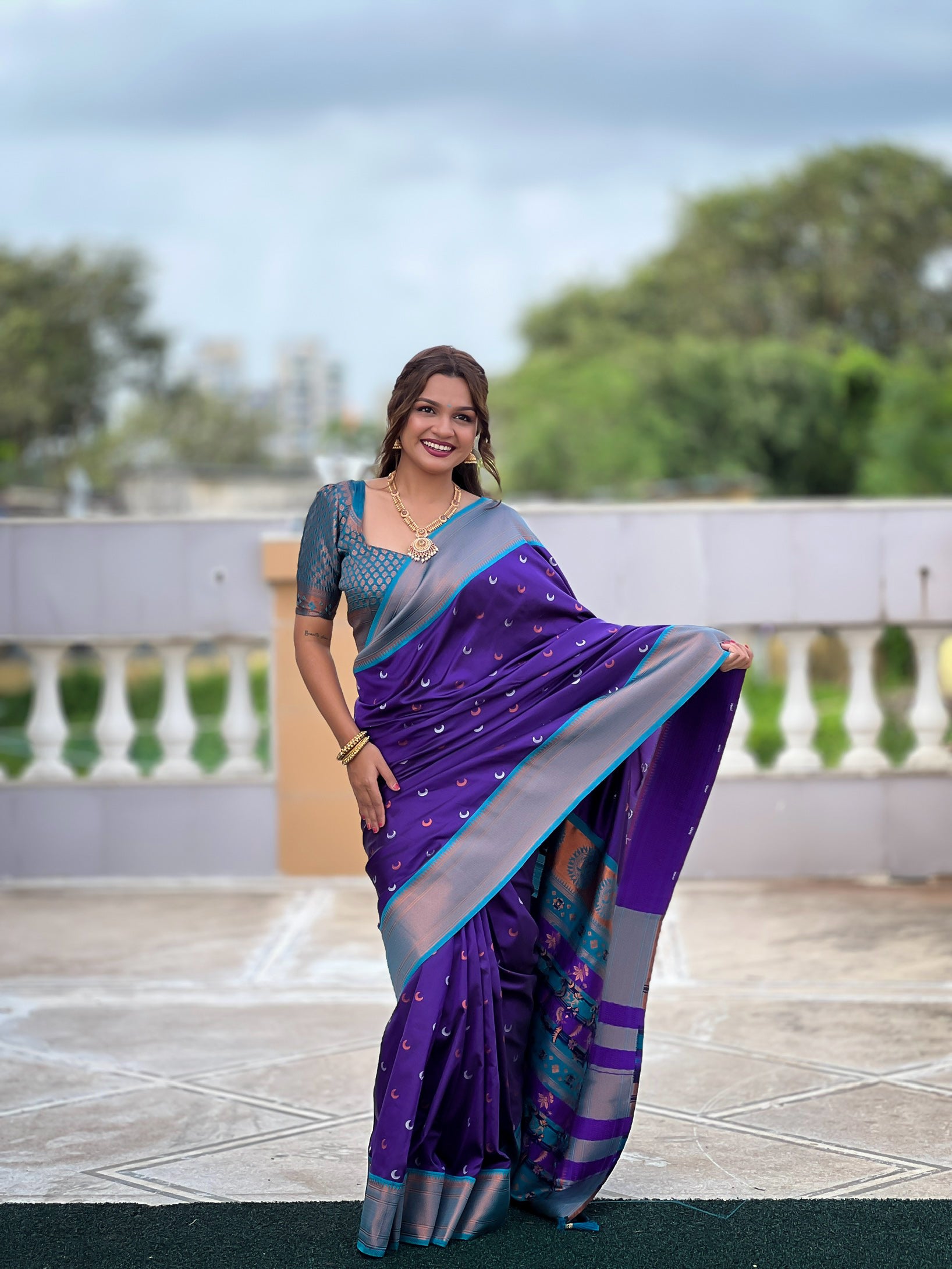 Vedant Vastram Soft Litchi Silk Paithani Jacquard Saree - Violet - Dista
