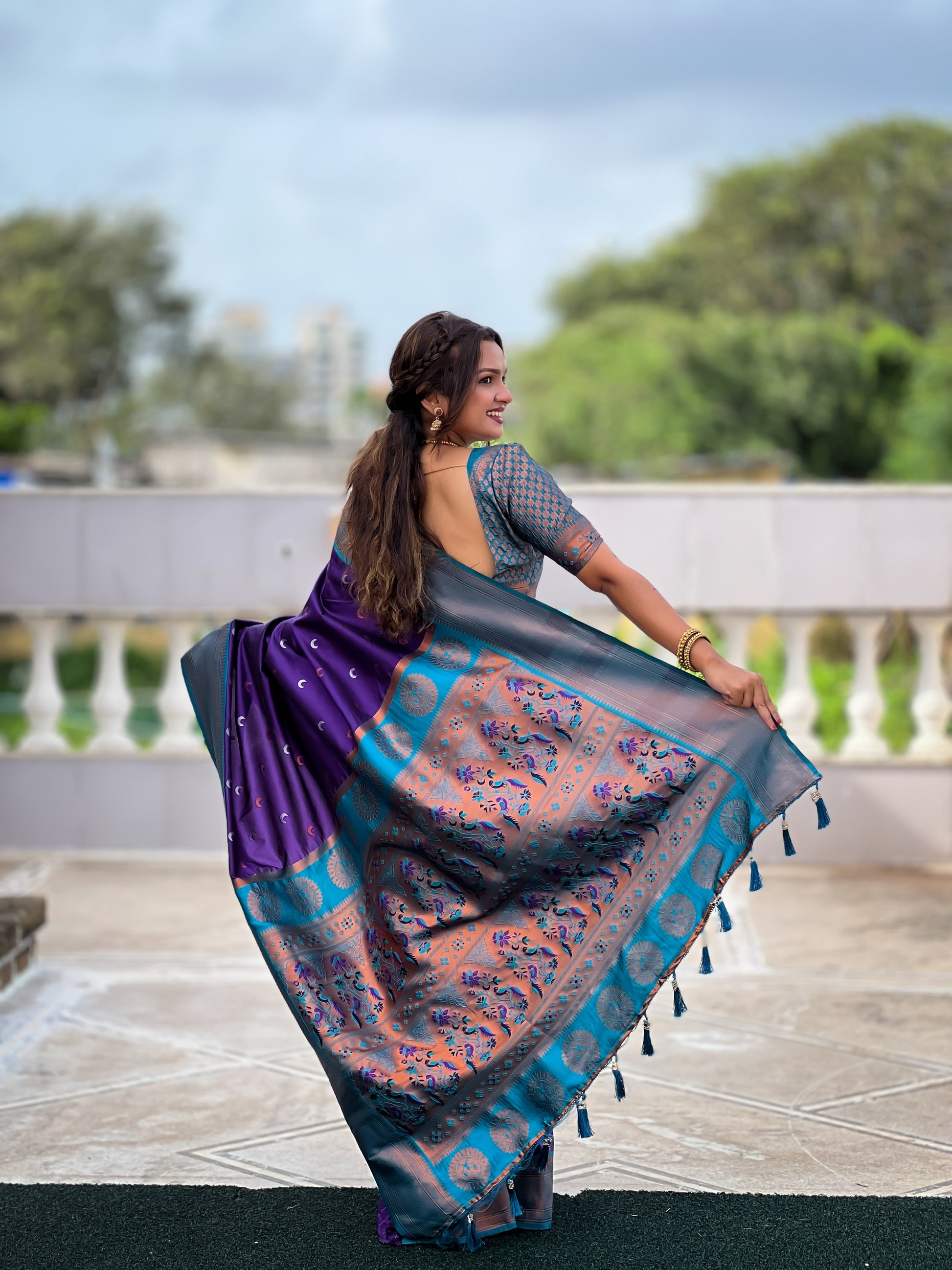 Vedant Vastram Soft Litchi Silk Paithani Jacquard Saree - Violet - Dista