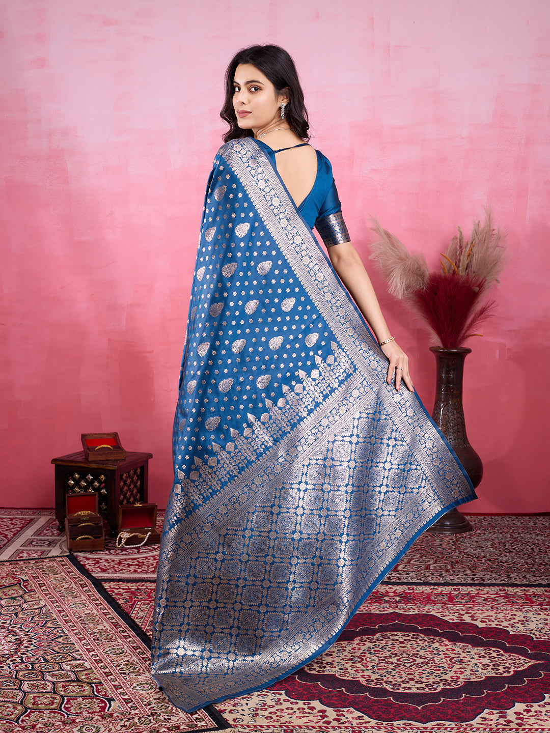 Vedant Vastram Banarasi Silk Fashion Saree - Rama - Distacart