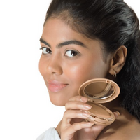 Thumbnail for Mamaearth Glow Full Coverage Compact With SPF 30 - Natural Glow