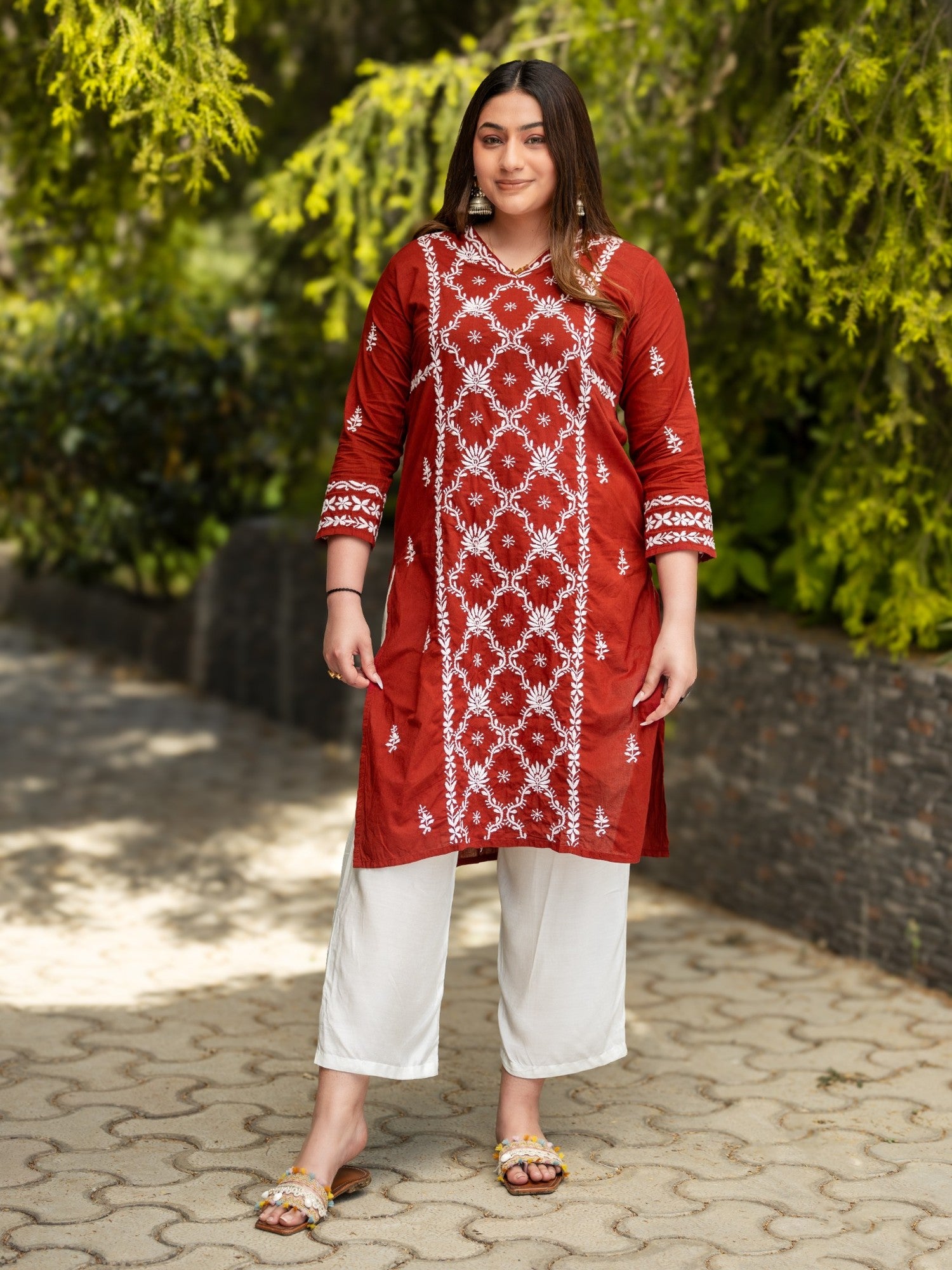 Gharana India Mul Cotton Maroon Kurta With Fine Chikankari Heavy Embroidery In White Thread - Dista