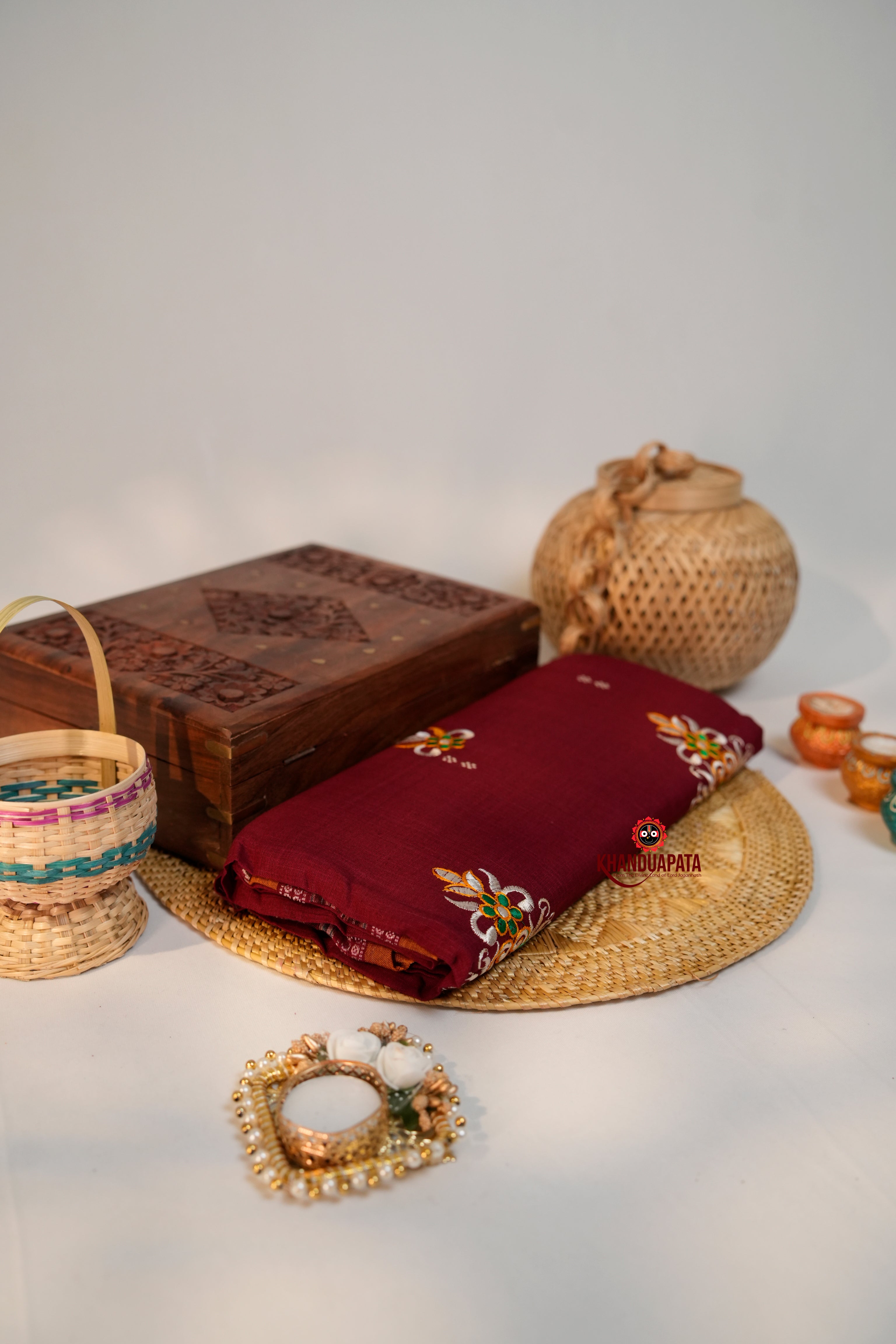 khanduapata Maroon Colour Flower Design Cotton Saree For Women