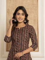 Thumbnail for Yufta Cotton Black Workwear Kurta Set With Comfortable Harem Pants - Distacart