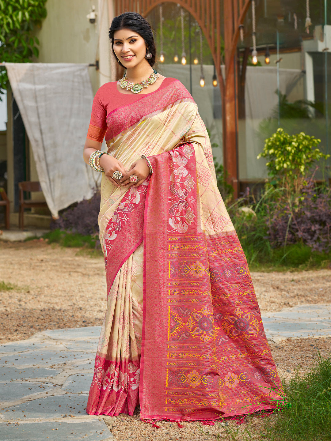 Anaita Cream Soft Silk Saree With Floral Printed Work With Blouse - Distacart