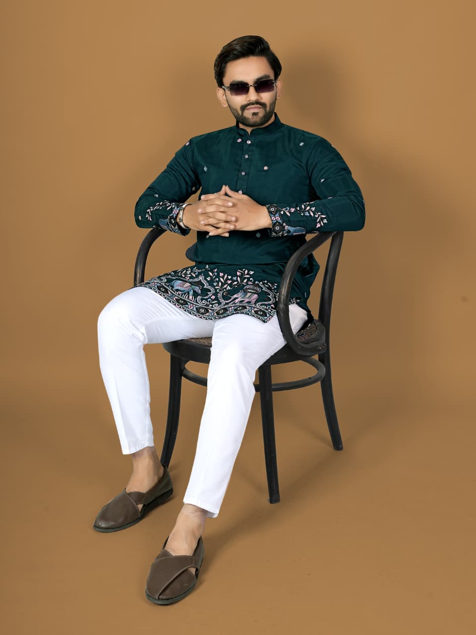 Anaita D Green Embroidery Silk Straight Kurta - Distacart
