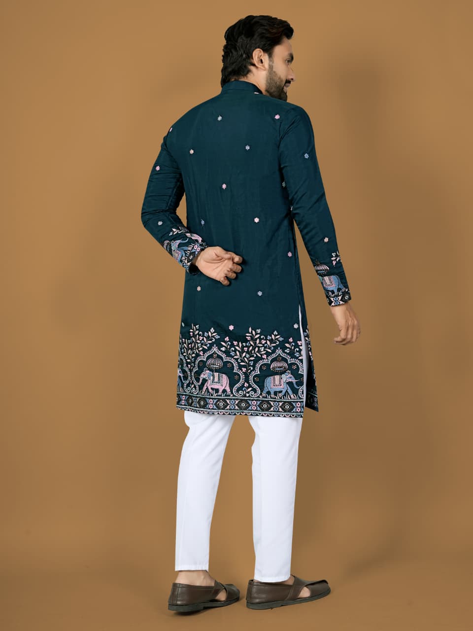Anaita D Green Embroidery Silk Straight Kurta - Distacart