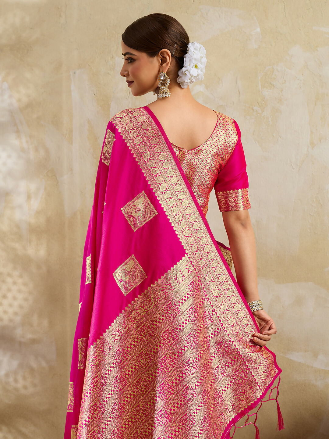 Shree Shyam Fashion Magenta Silk Blend Saree - Distacart