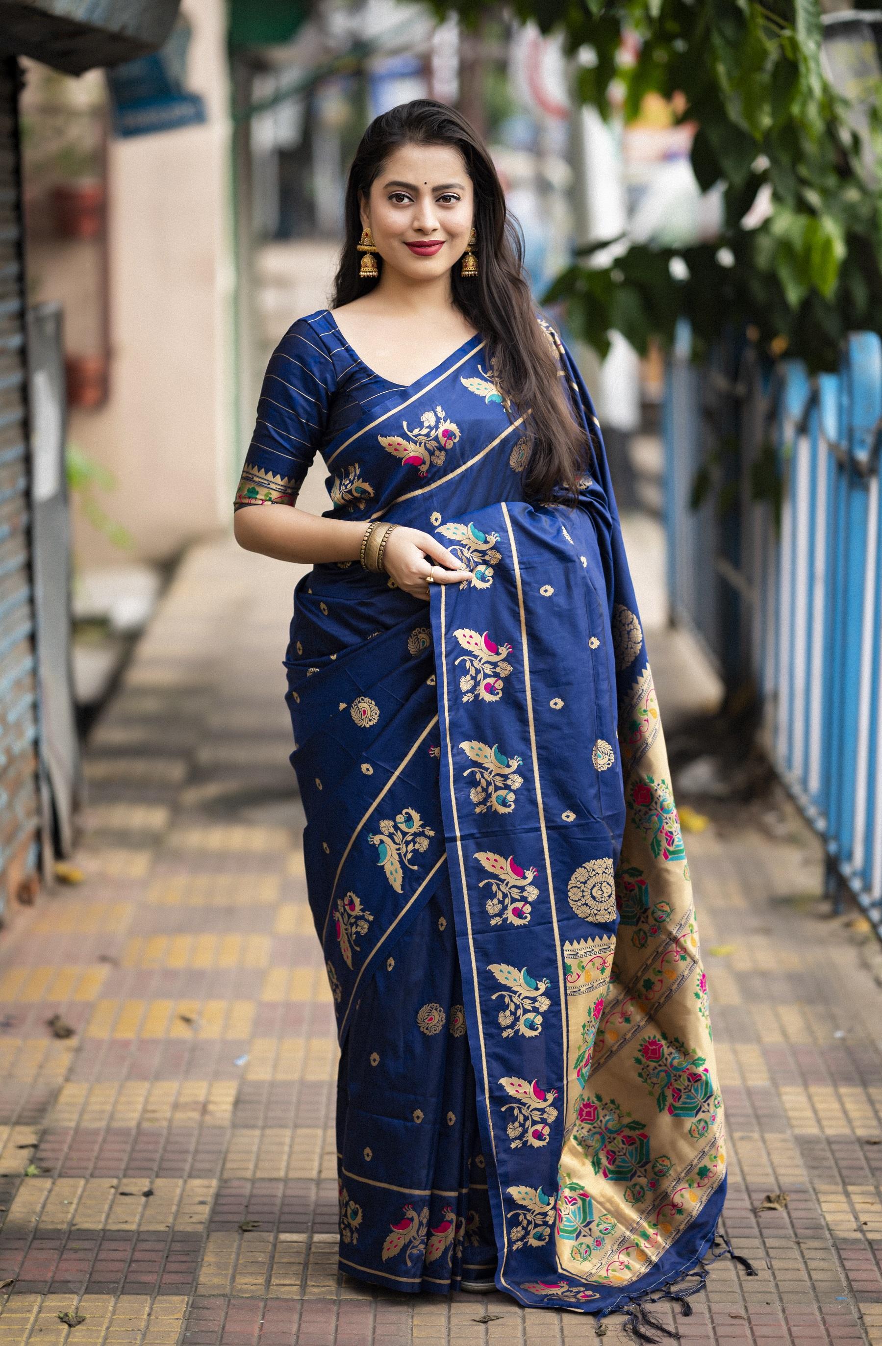 Navy Blue Pure Silk Woven Design Saree with Unstitched Blouse - Hiral Fashion - Distacart