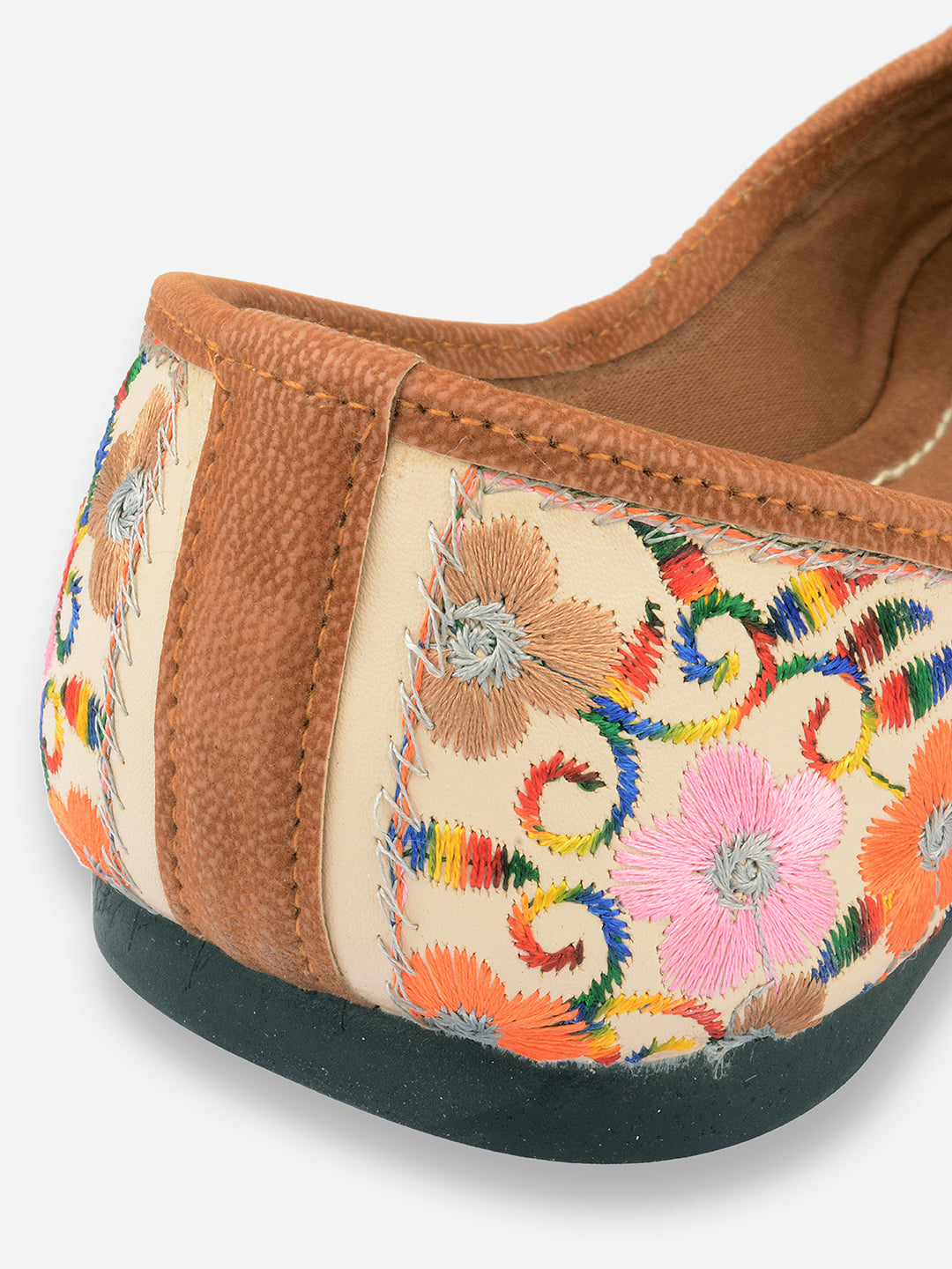 Desi Colour Women Indian Ethnic Footwear-Cushioned Offwhite Multi Floral - Distacart