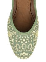 Thumbnail for Desi Colour Women Indian Ethnic Footwear-Cushioned Green Embroidered - Distacart