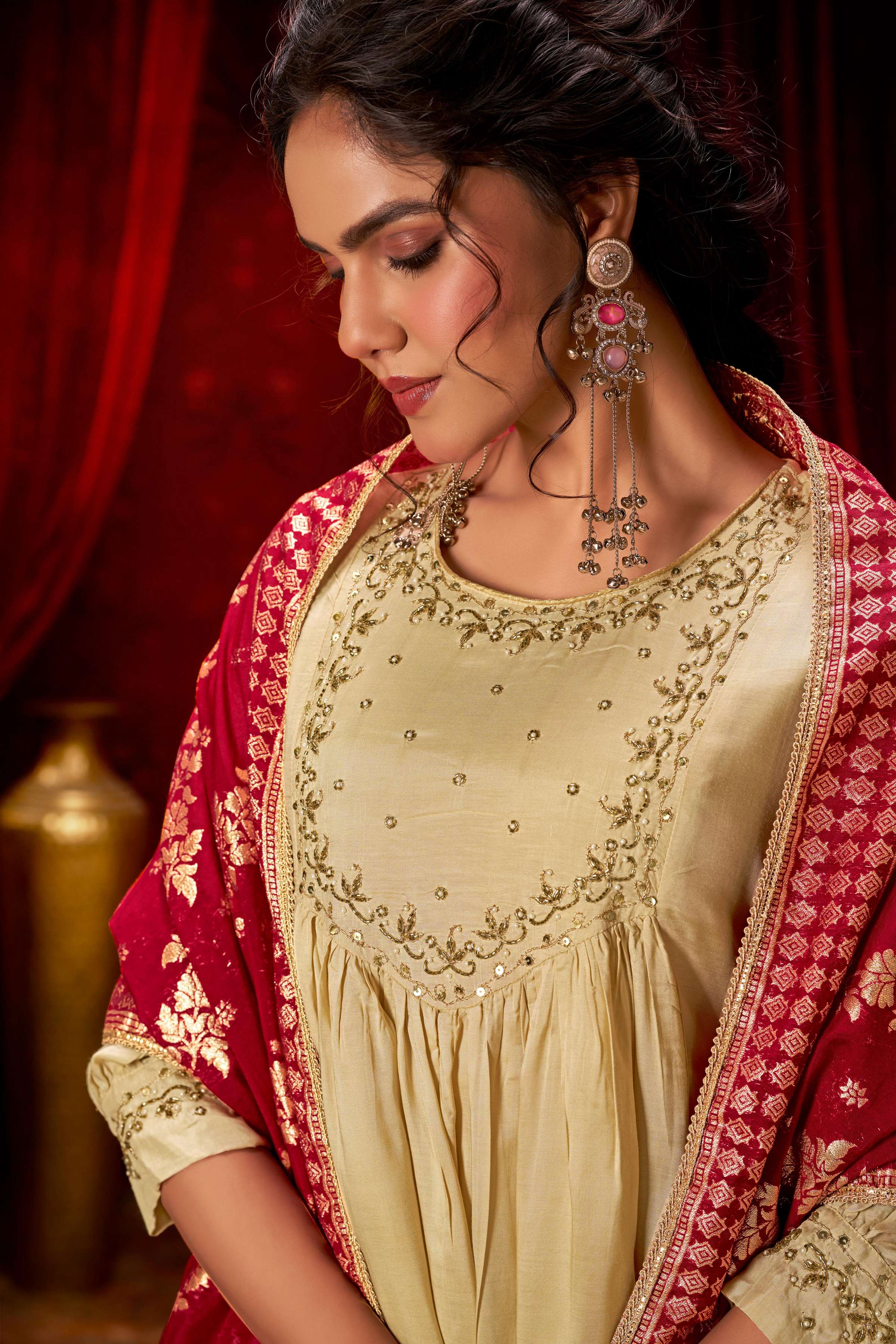 BulBul Gayatri Muslin Beige Kurta Set With Dupatta