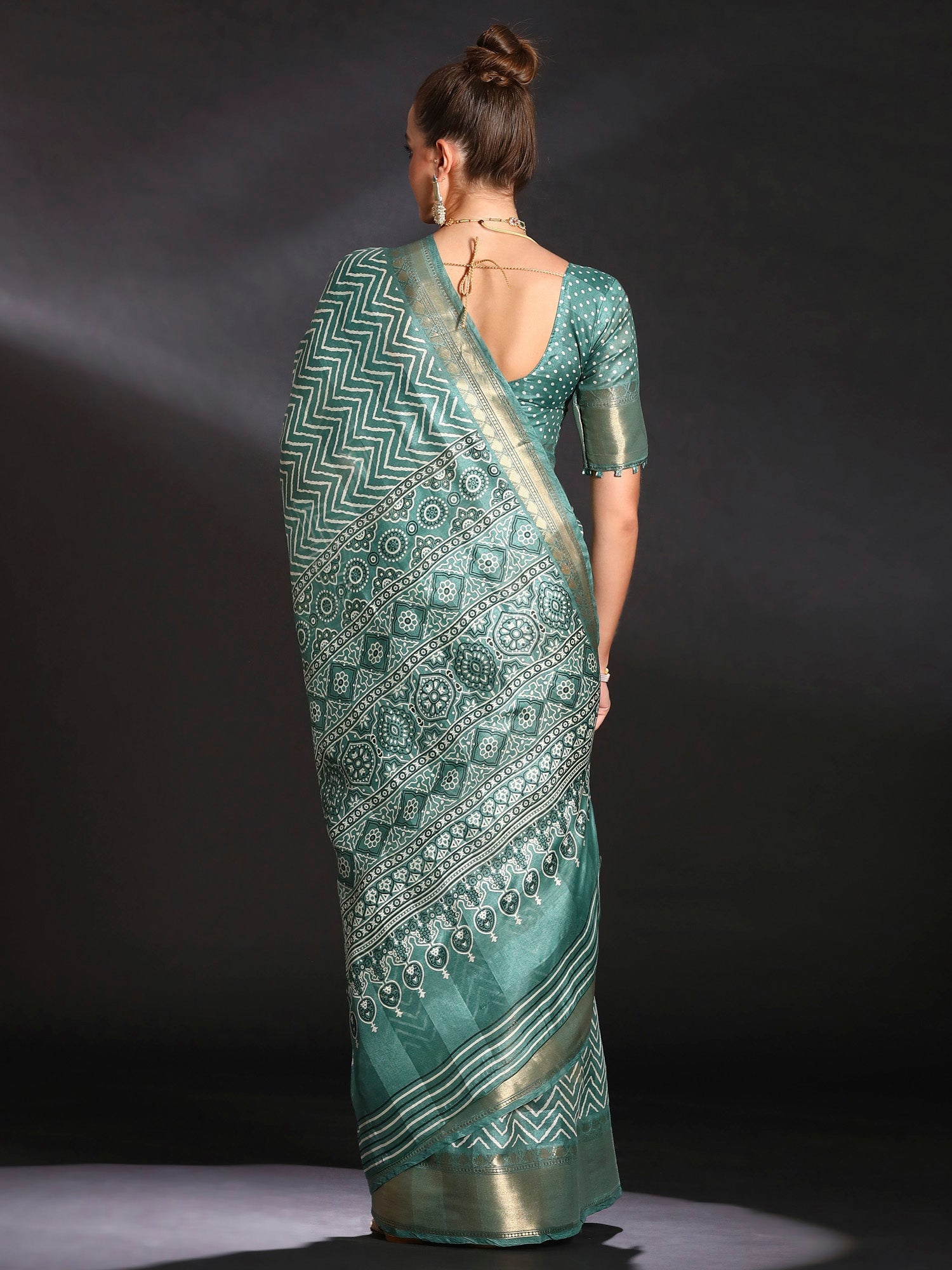 NOZ2TOZ Women's Art Silk Sea Green Printed Designer Saree With Blouse Piece - Distacart