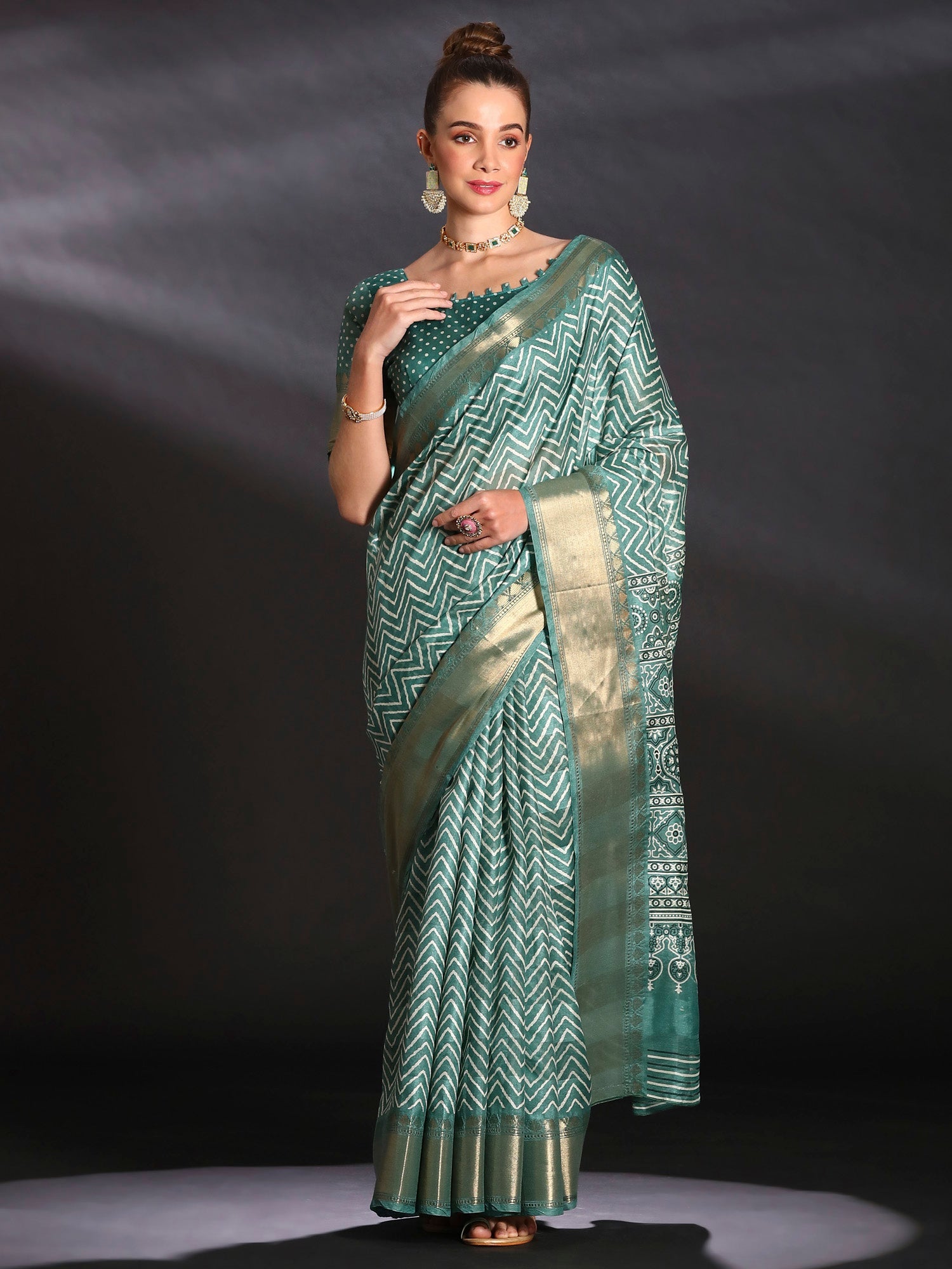 NOZ2TOZ Women's Art Silk Sea Green Printed Designer Saree With Blouse Piece - Distacart