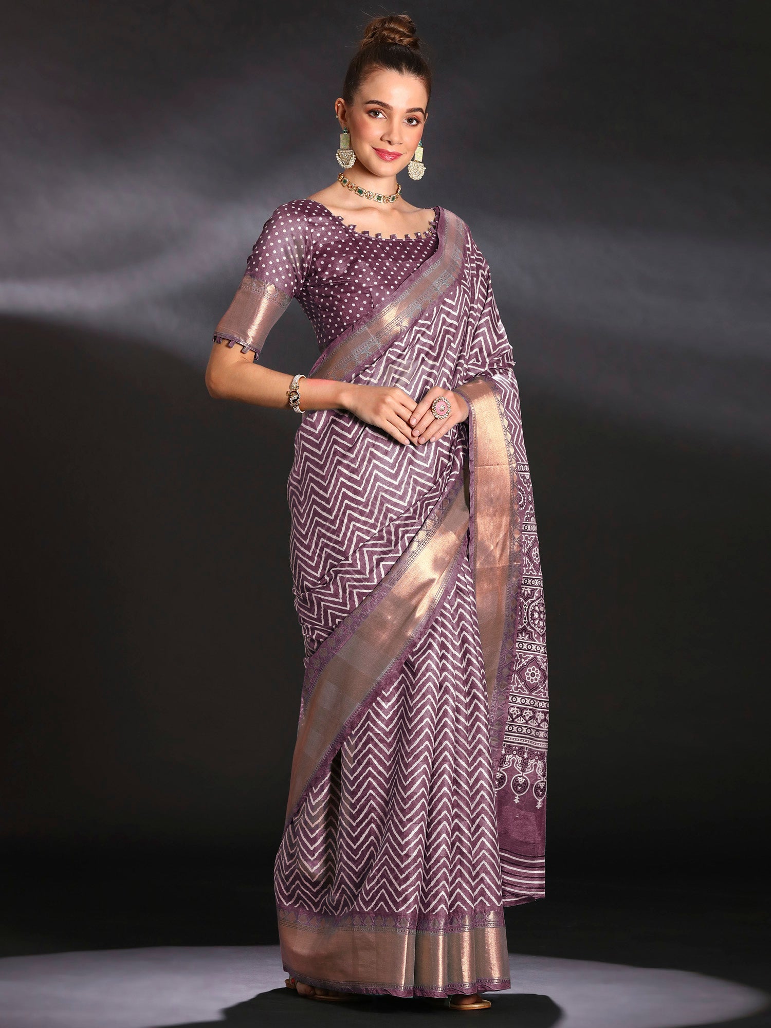 NOZ2TOZ Women's Art Silk Mauve Printed Designer Saree With Blouse Piece - Distacart