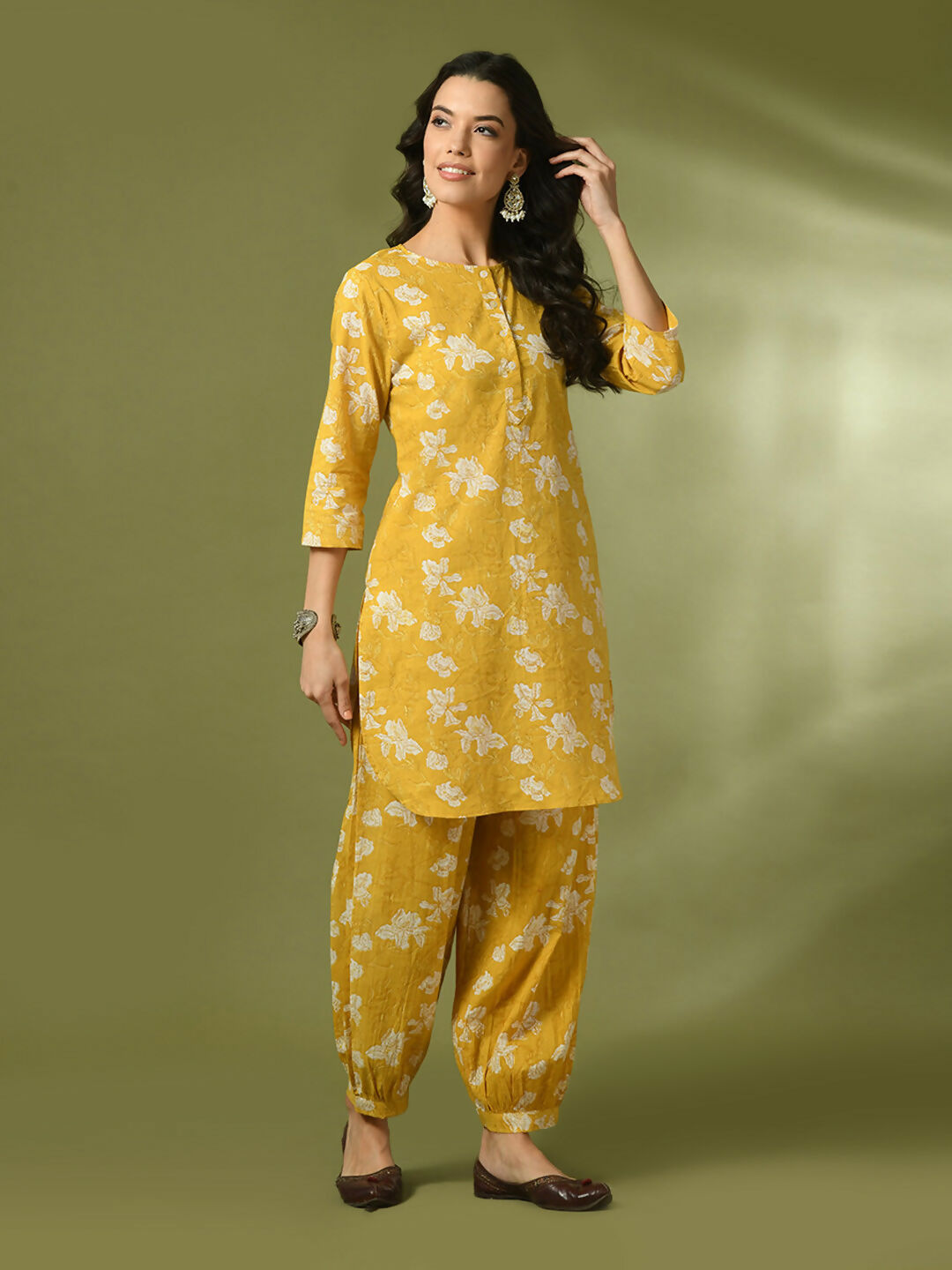 Myshka Women's Yellow Printed Cotton Round Neck Party Tunic With Trousers Co-ord set - Distacart
