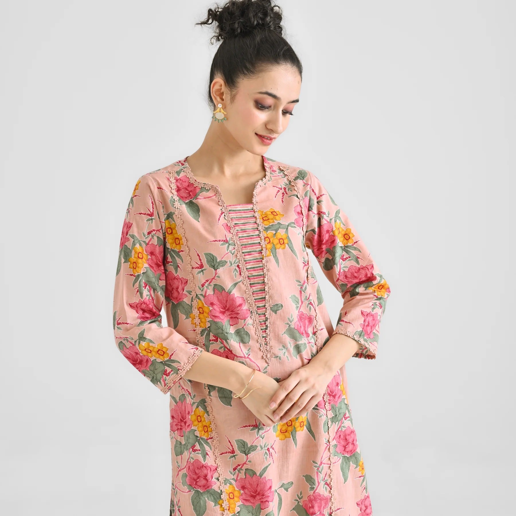 Lorenvalley Peach Cotton Slub Printed with Lace Work Kurta Set - Distacart