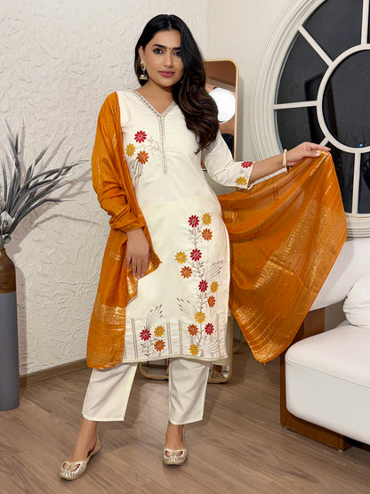 Lorenvalley Cream Cotton Silk Embroidered work Kurta Set - Distacart