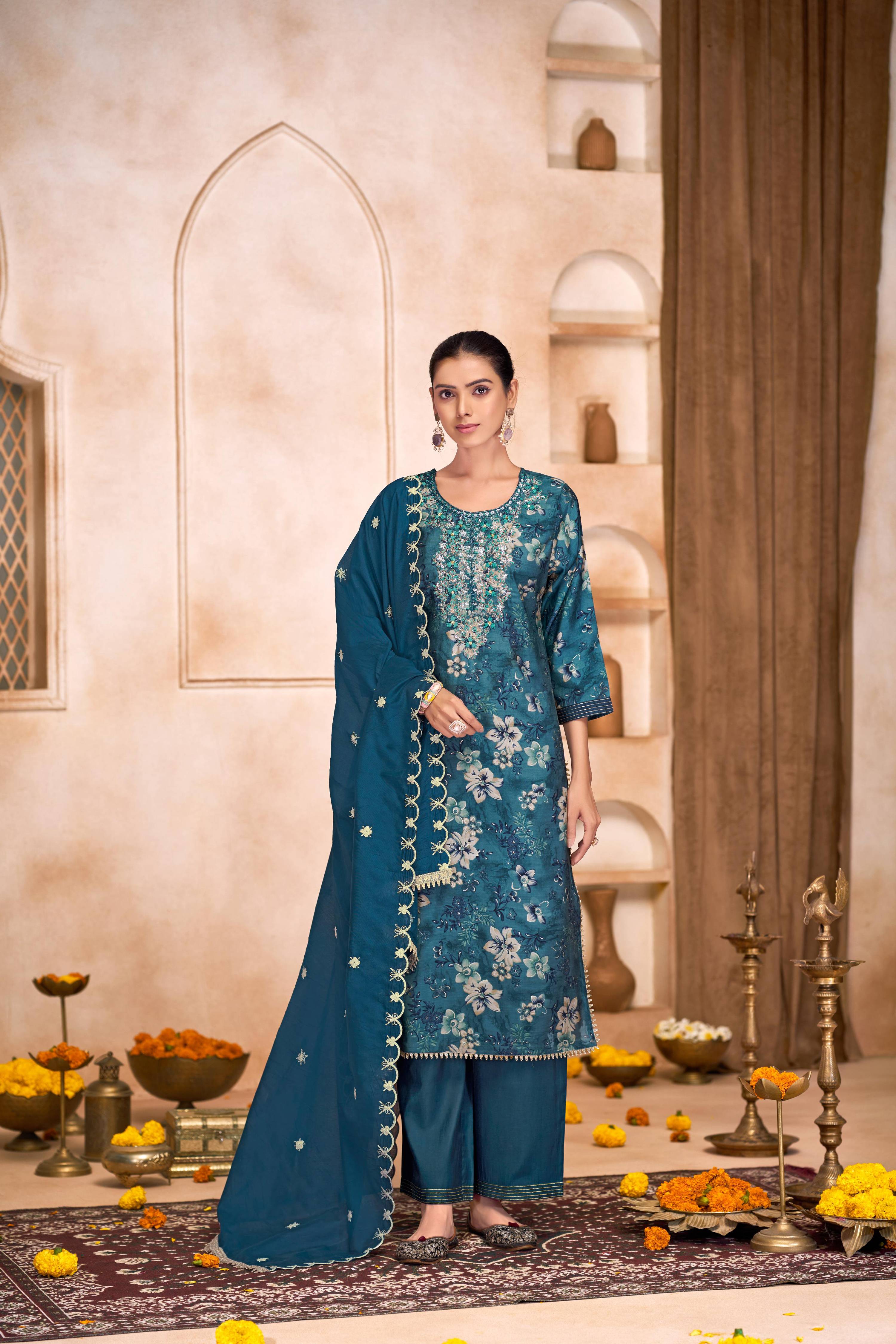 BulBul Shehnaaz Blue Embroidered Kurta Set with Dupatta