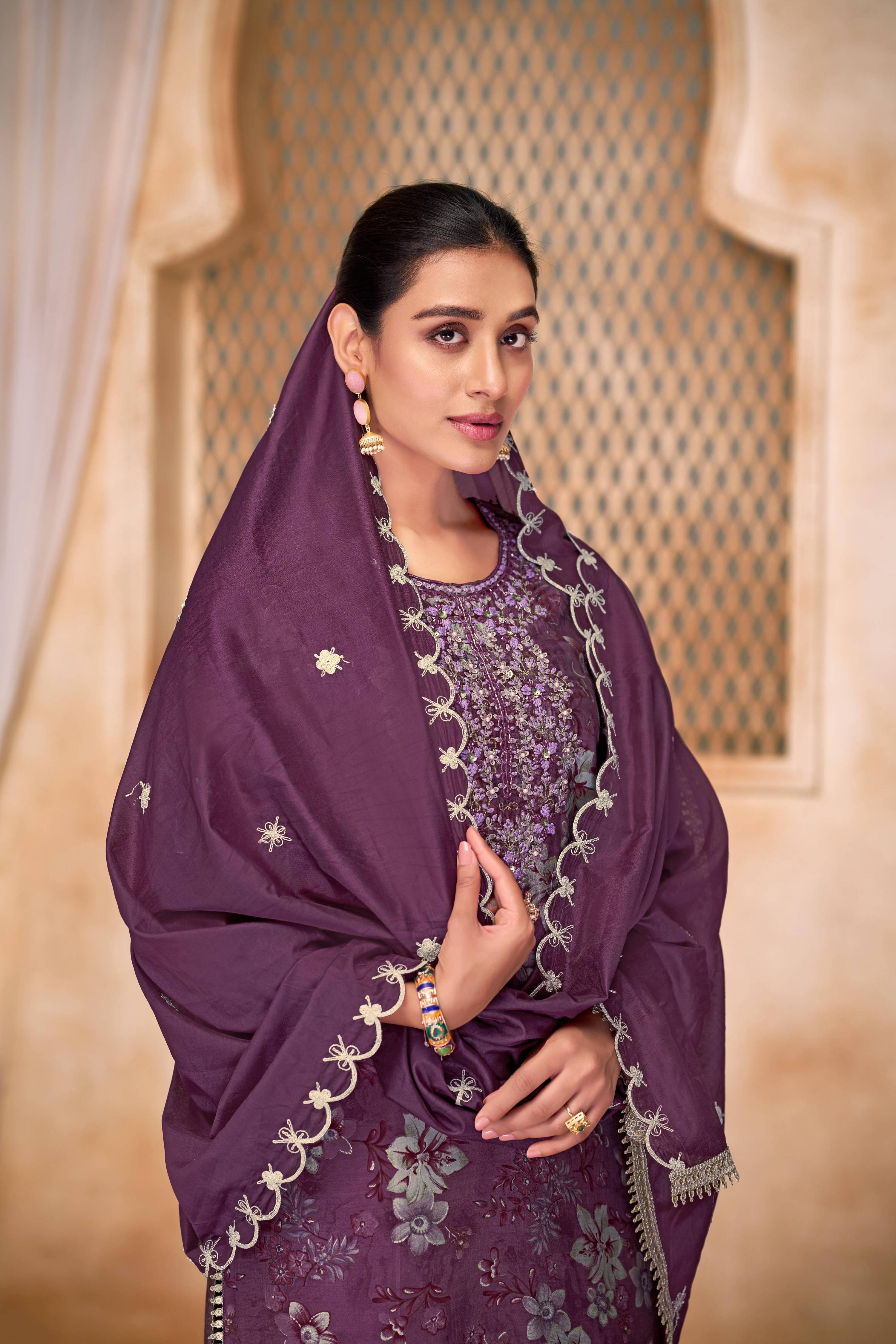 BulBul Shehnaaz Purple Embroiderd Kurta Set With Dupatta