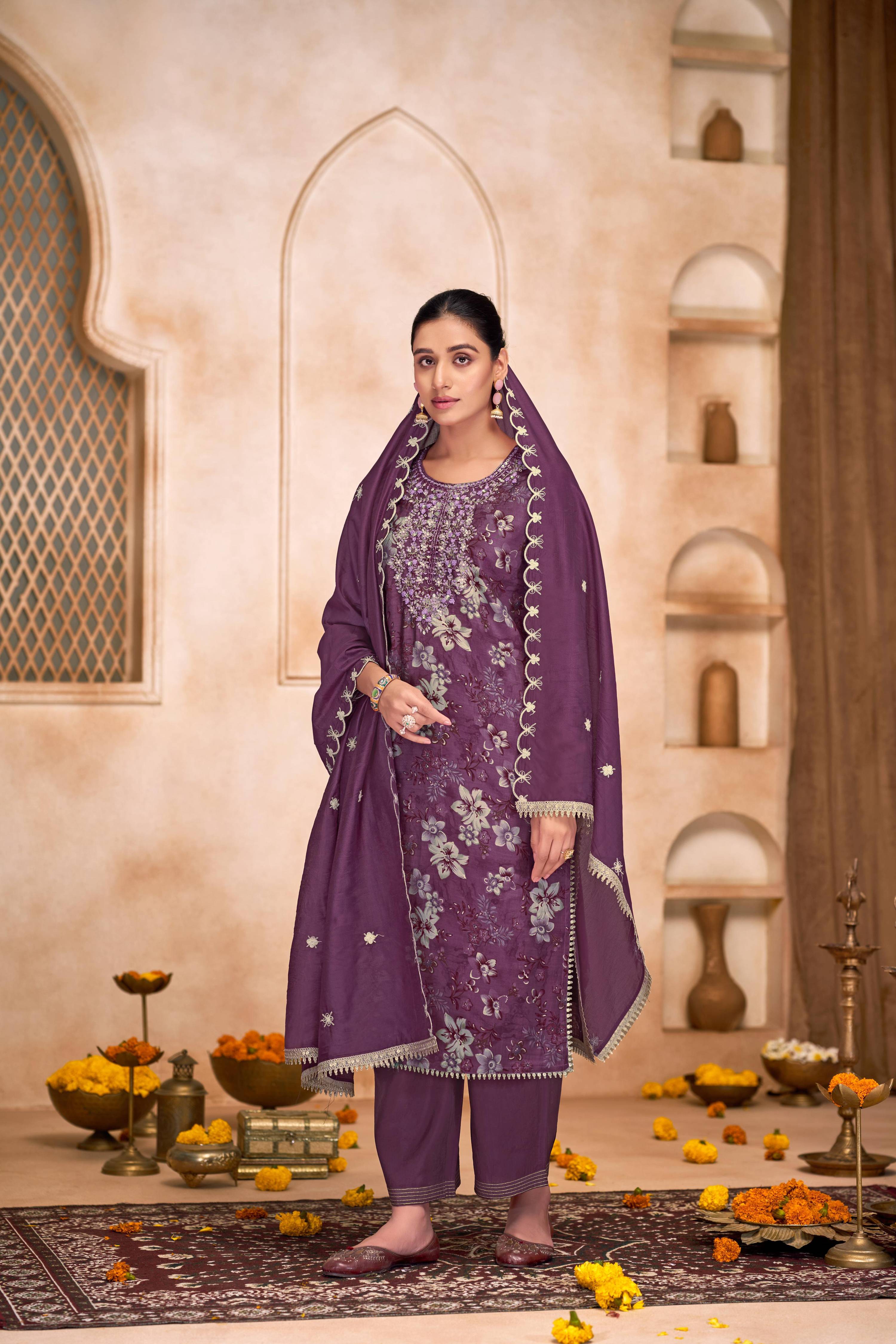 BulBul Shehnaaz Purple Embroiderd Kurta Set With Dupatta