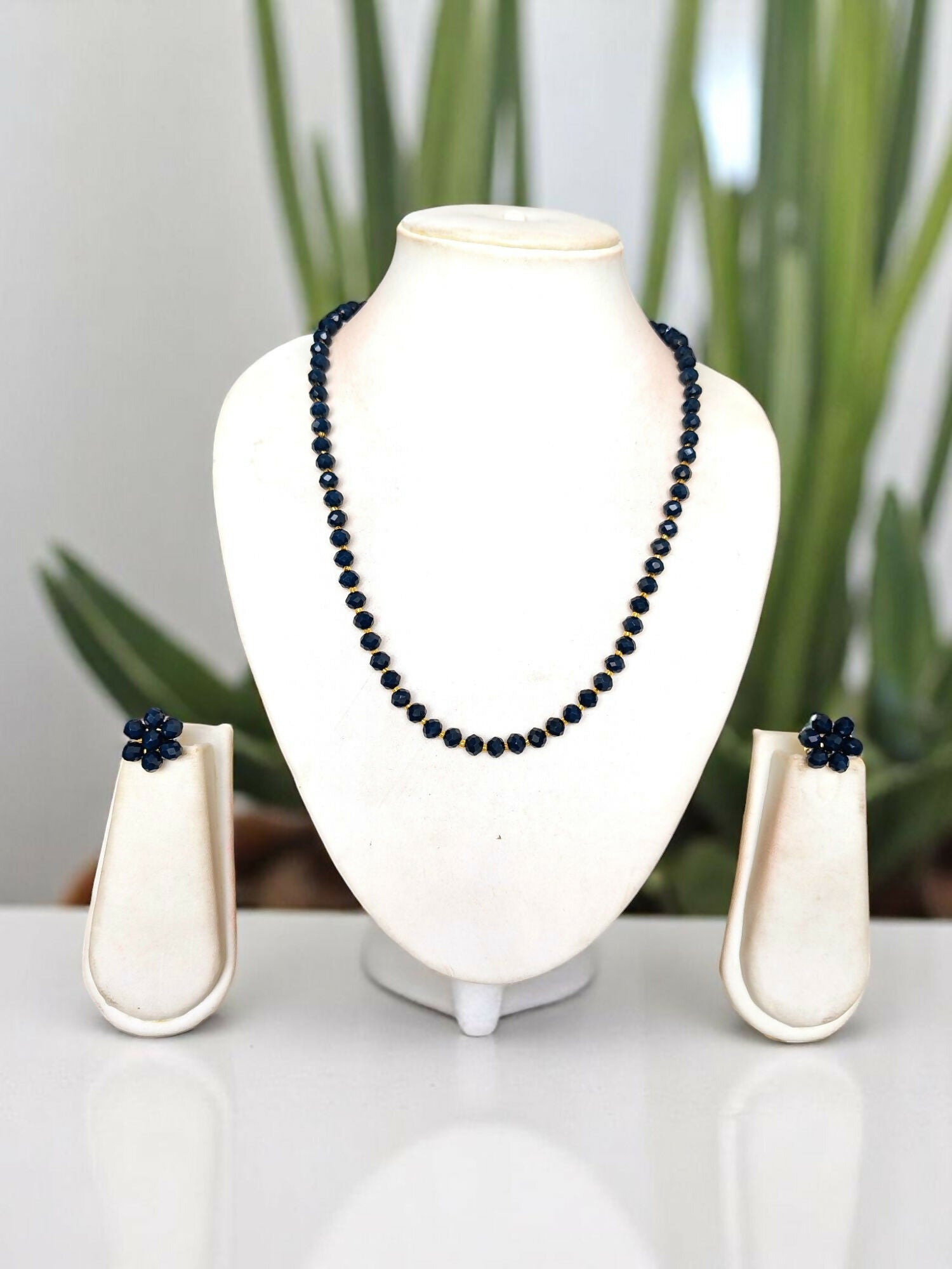 Inhanns Crystal Bloom – Single Line Necklace + Studs - Light Black - Distacart