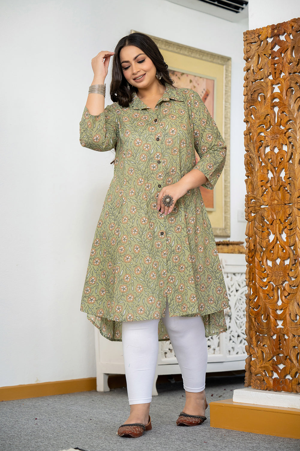 Kaajh Women's Green Floral Printed Plus Size Cotton Kurta - Distacart