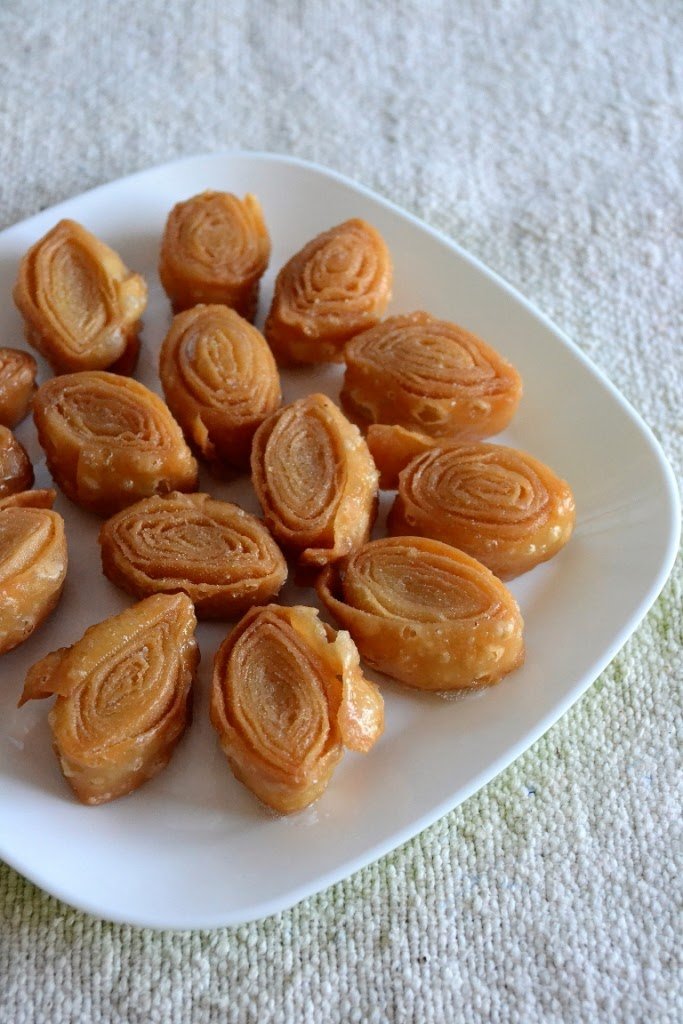 Madhura Pickles Madatha Kaja (Small) - Distacart