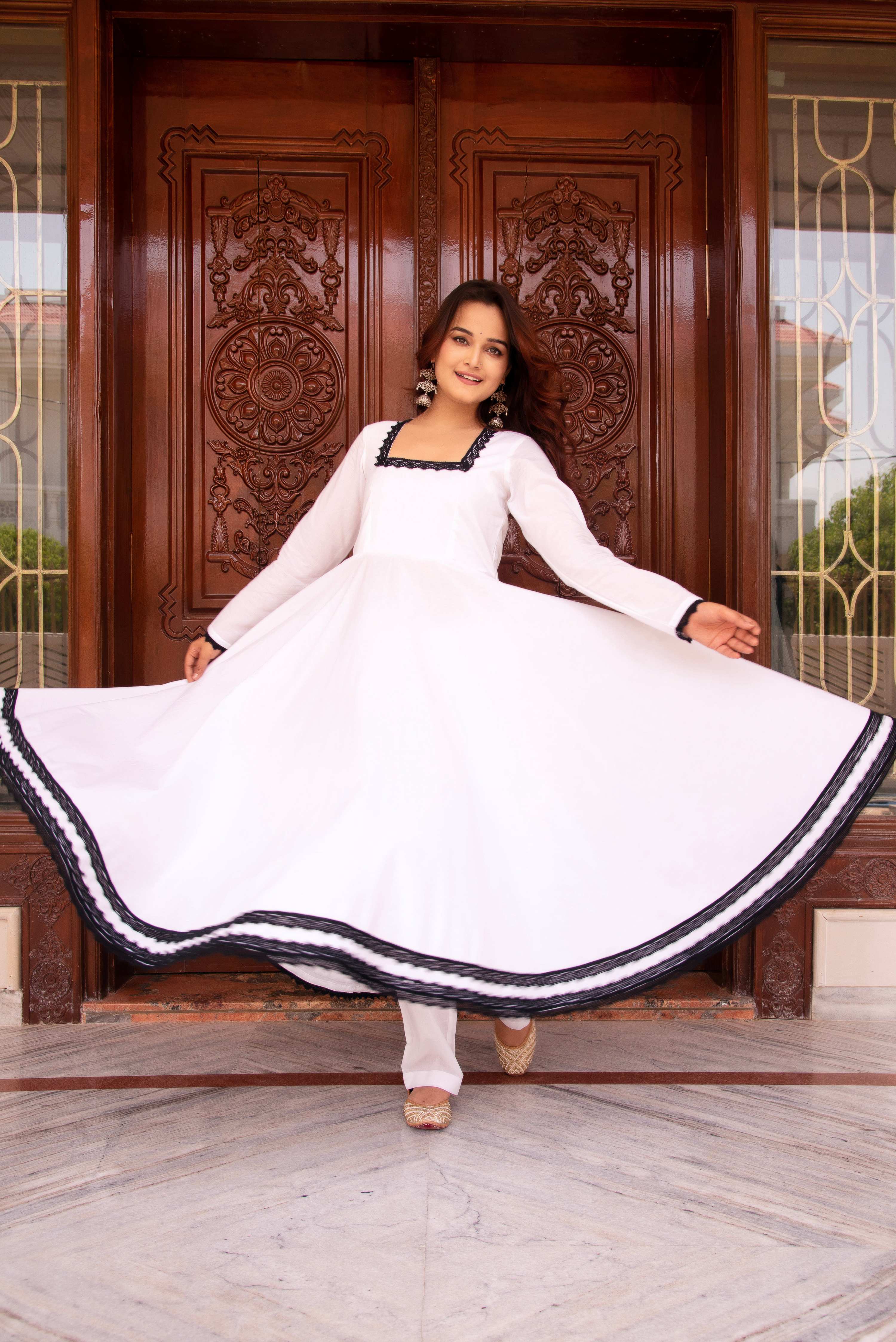 Pomcha Jaipur Kapas Black Lace White Full Sleeve Anarkali Set - Distacart