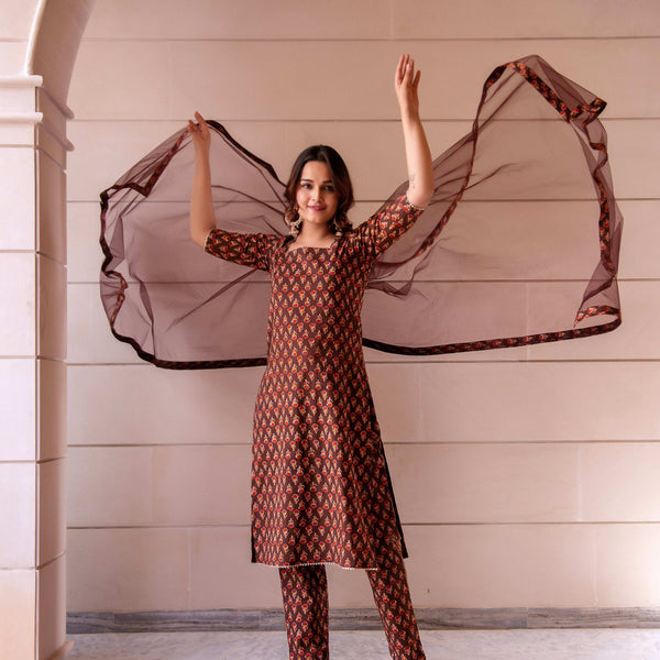 Pomcha Jaipur Kapas Red Phool Brown Suit Set - Distacart