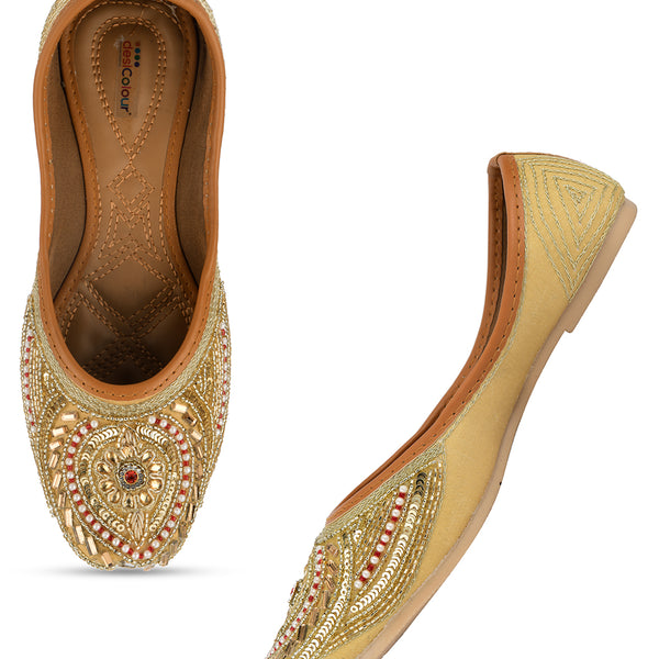 Desi Colour Women Indian Ethnic Footwear-Gold Red Dabka - Distacart