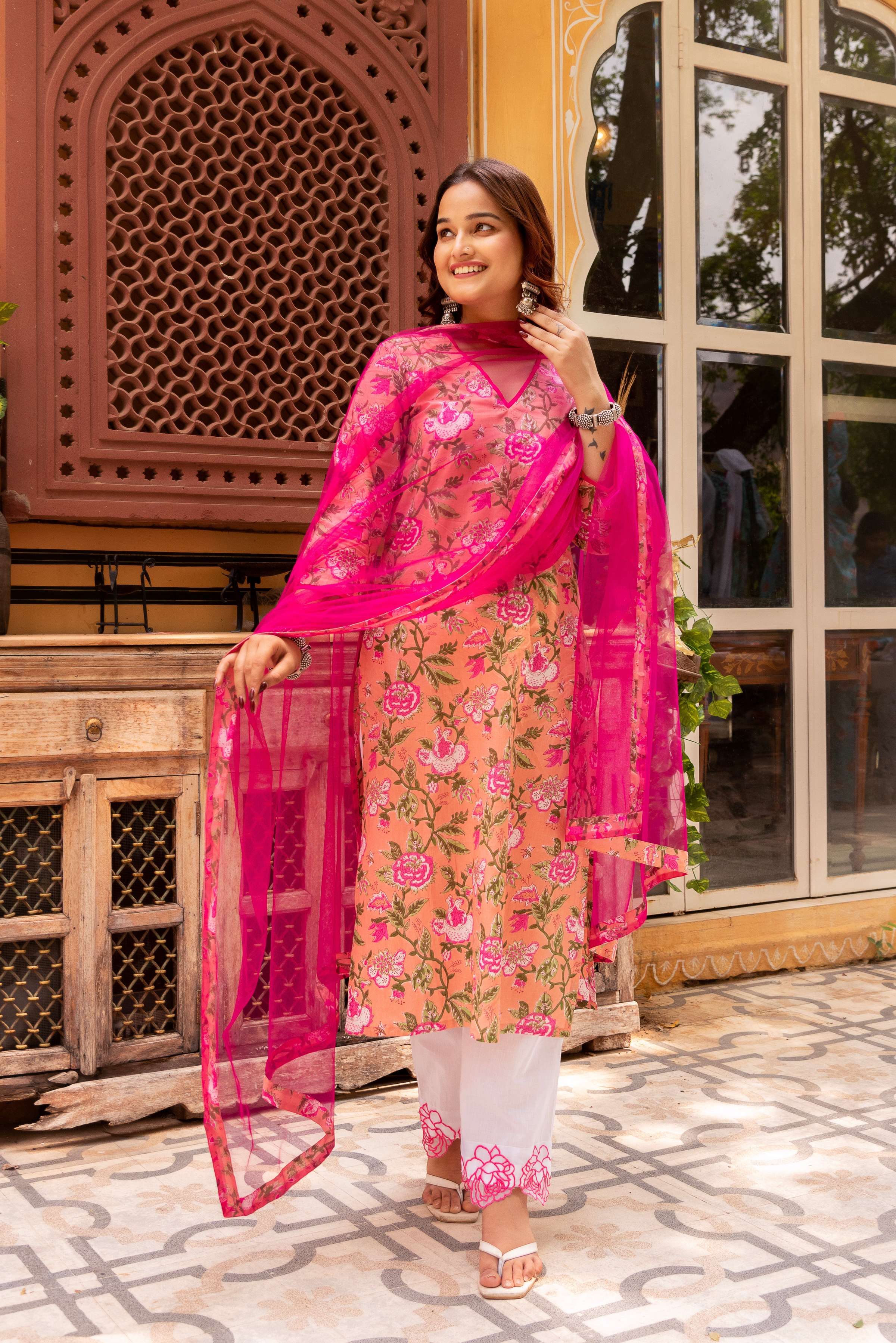 Pomcha Jaipur Gaurangi Peach Pink Cotton Print Suit Set - Distacart
