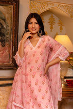 Thumbnail for Pomcha Jaipur Gaurangi Peach Muslin Printed Suit Set