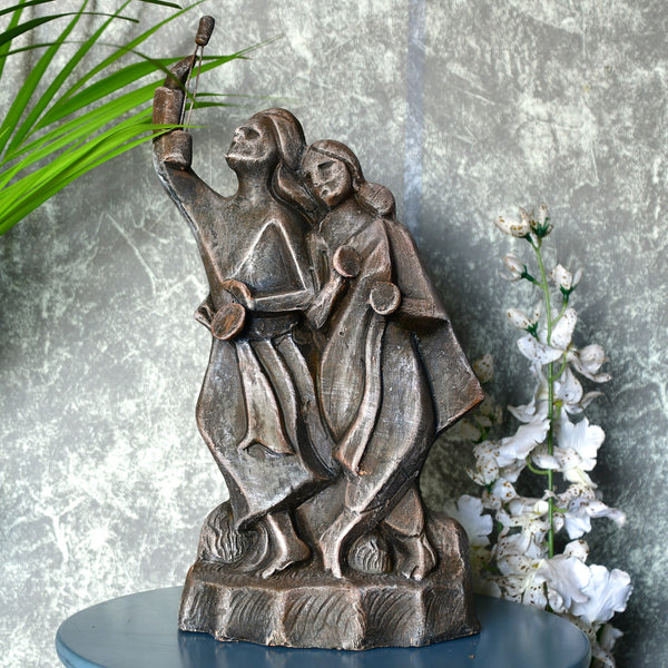 Sowpeace Premium Large Terracotta Minstrel Couple Tabletop Decor