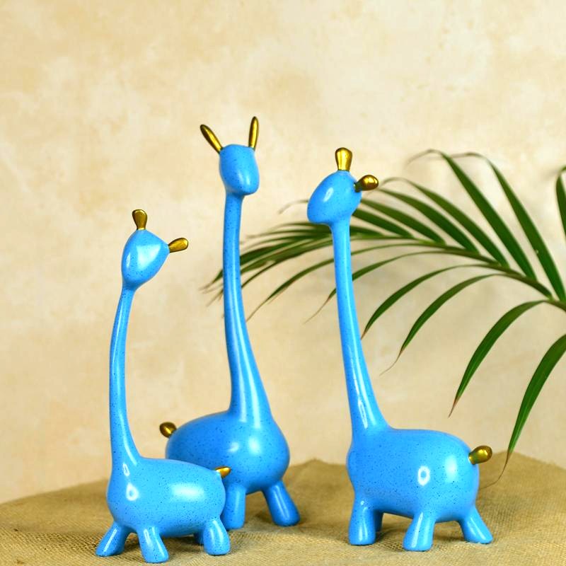 Sowpeace Resin Giraffe Family