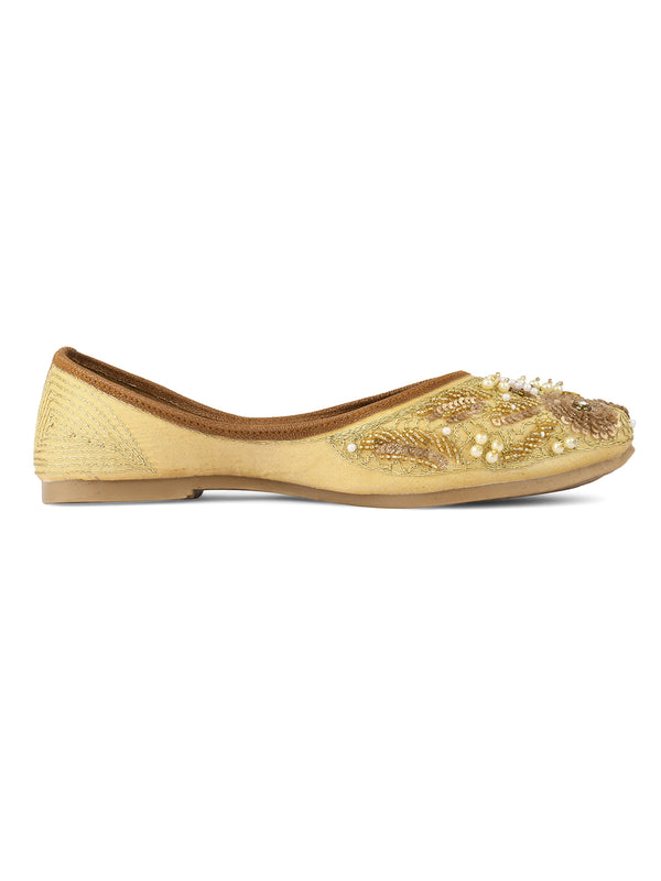 Desi Colour Women Indian Ethnic Footwear-Golden Heavy Work - Distacart