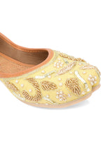 Thumbnail for Desi Colour Women Indian Ethnic Footwear-Gold Dabka-2 - Distacart
