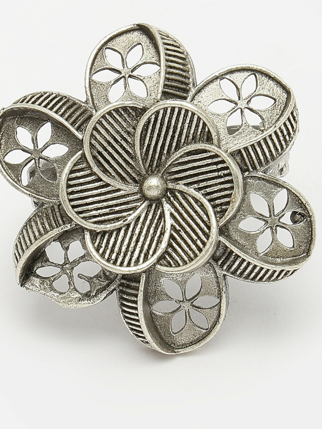 NVR Women's Silver-Toned Floral Shape Adjustable Finger Ring - Distacart