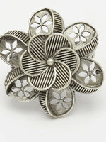 Thumbnail for NVR Women's Silver-Toned Floral Shape Adjustable Finger Ring - Distacart
